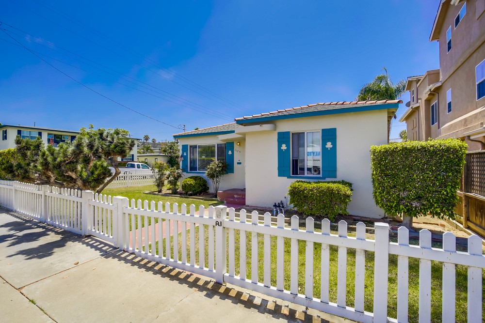 Virtual tour photo 3 of 51 for 1175 Hornblend St