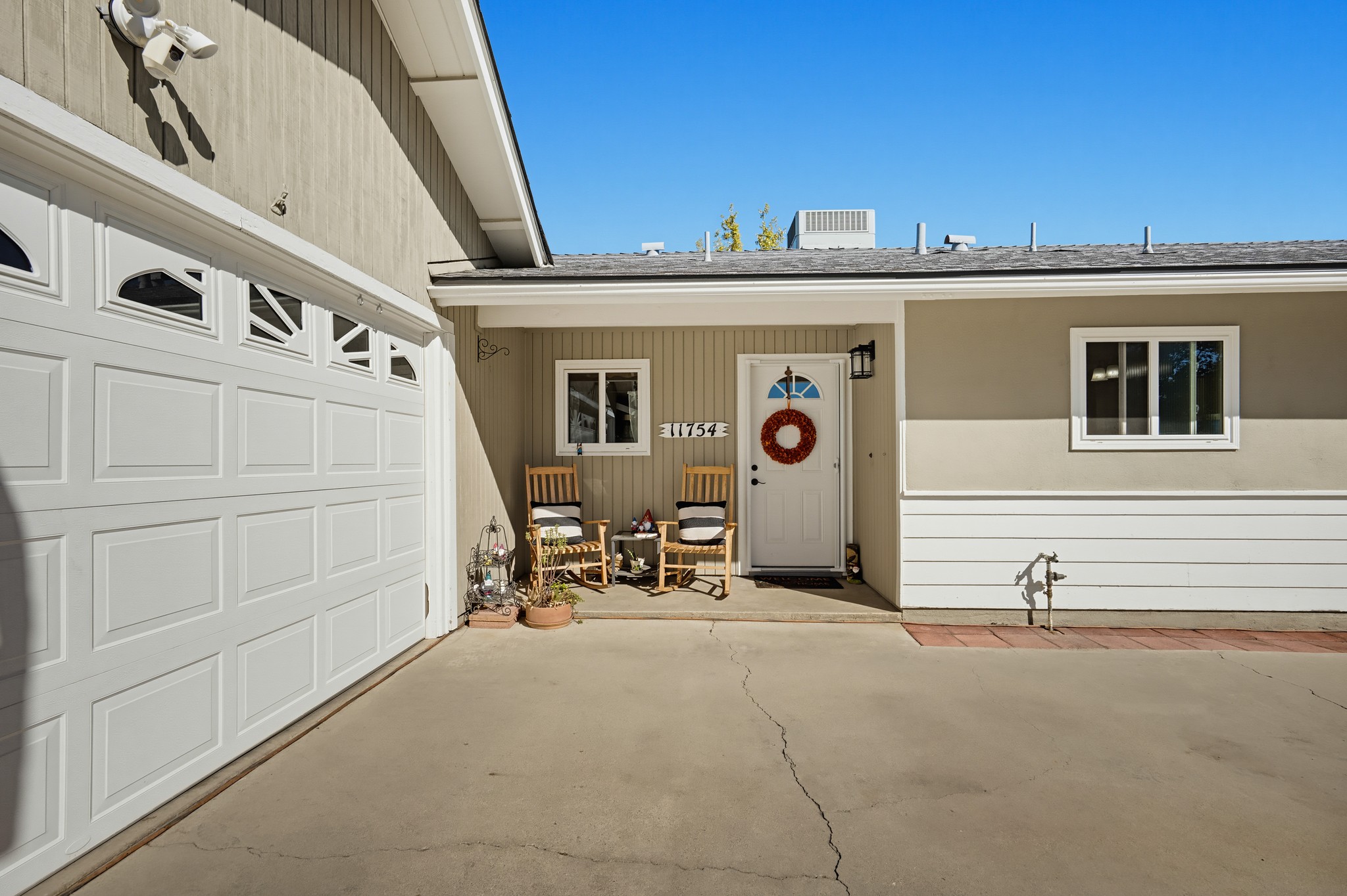 Virtual tour photo 7 of 40 for 11754 Auburn Ave
