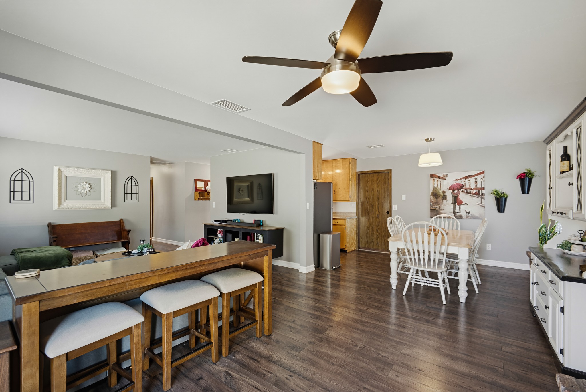 Virtual tour photo 9 of 40 for 11754 Auburn Ave