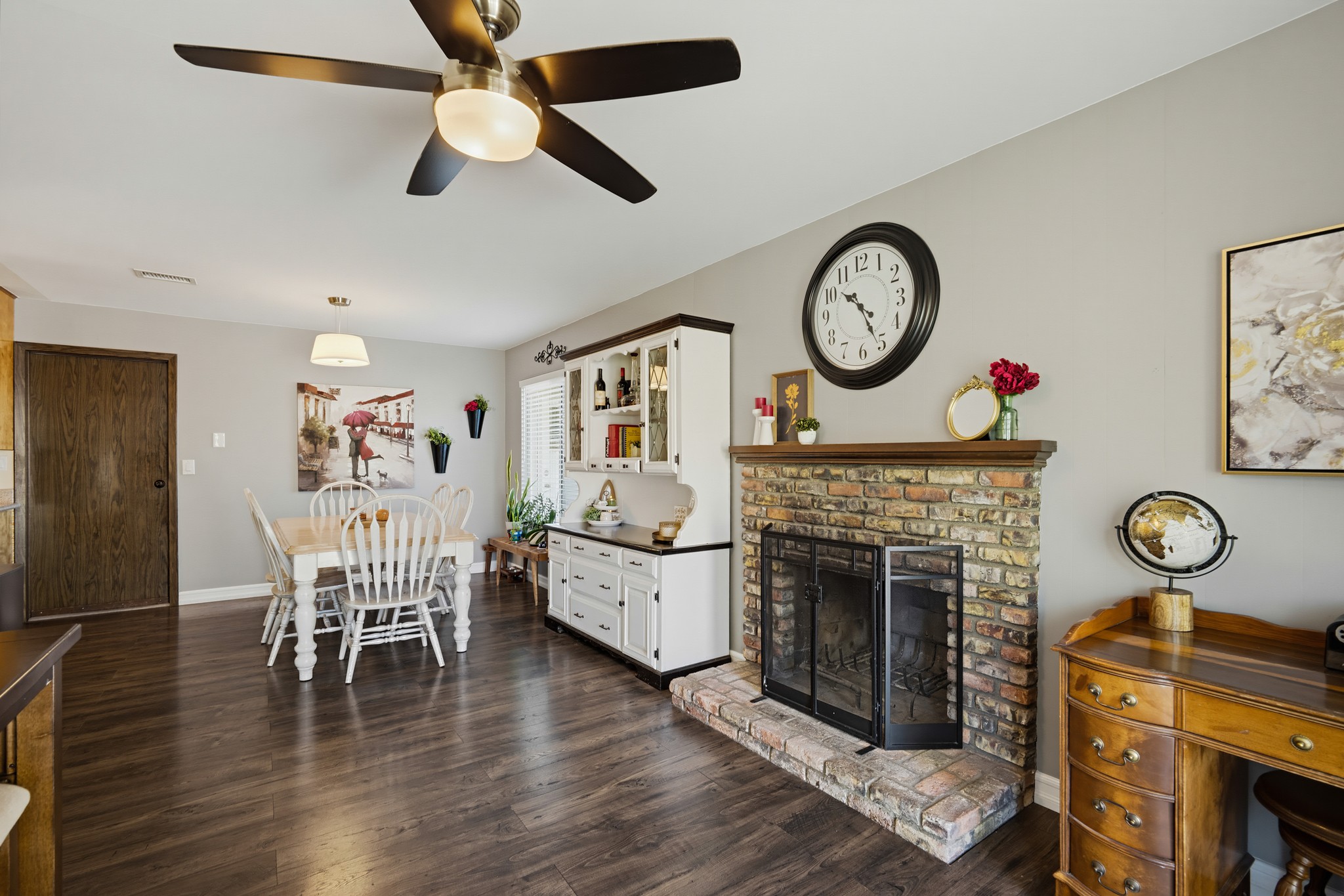 Virtual tour photo 11 of 40 for 11754 Auburn Ave