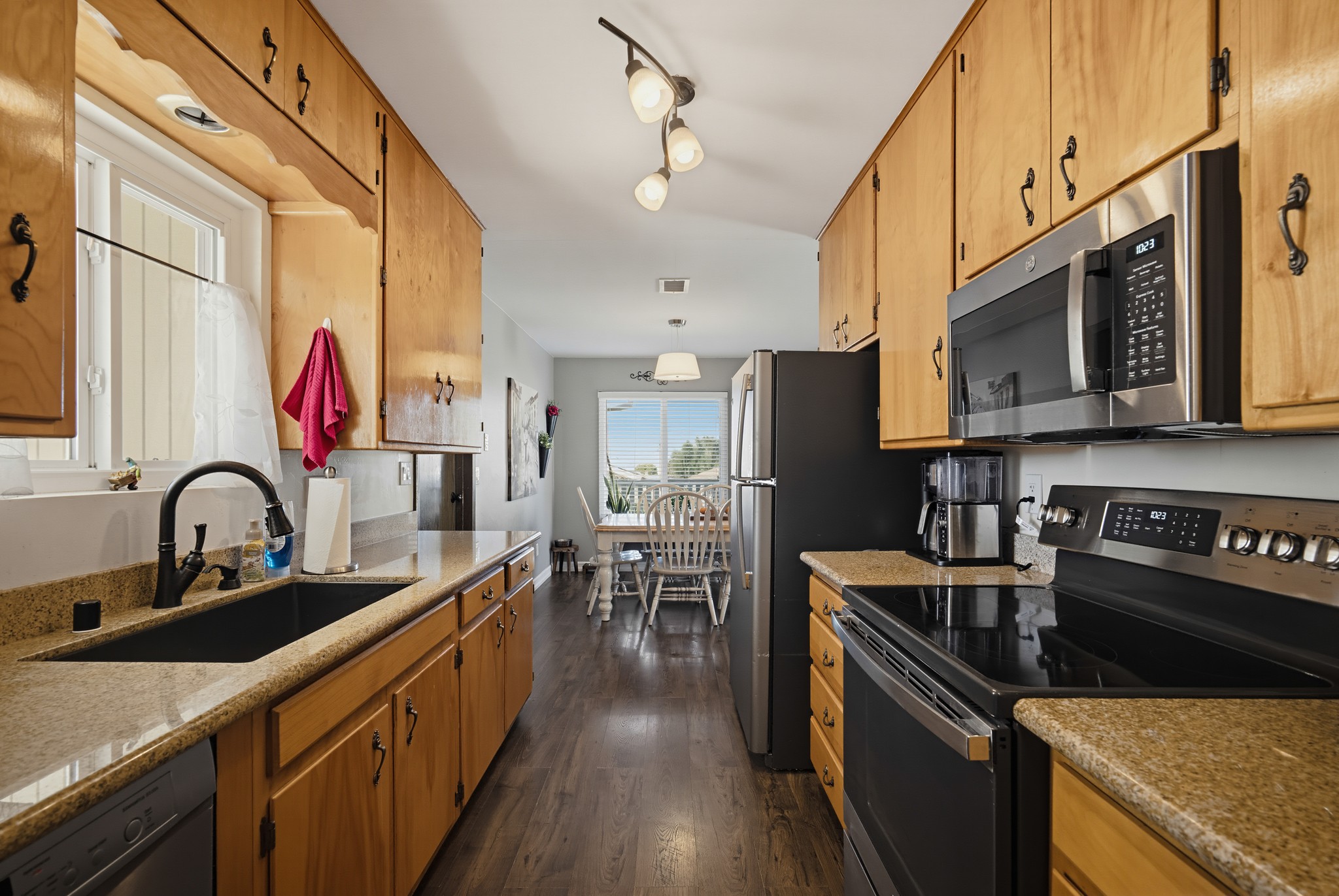 Virtual tour photo 19 of 40 for 11754 Auburn Ave