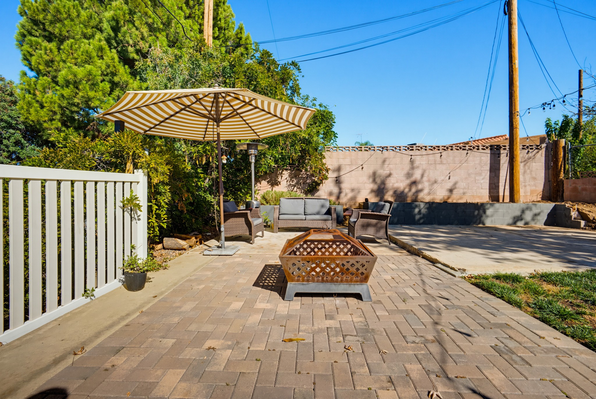 Virtual tour photo 34 of 40 for 11754 Auburn Ave