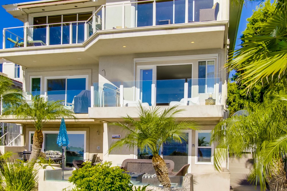 Virtual tour photo 3 of 46 for 1177 Pacific Beach Dr c