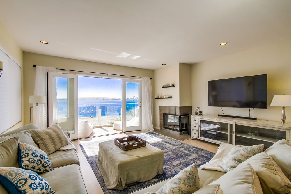 Virtual tour photo 11 of 46 for 1177 Pacific Beach Dr c