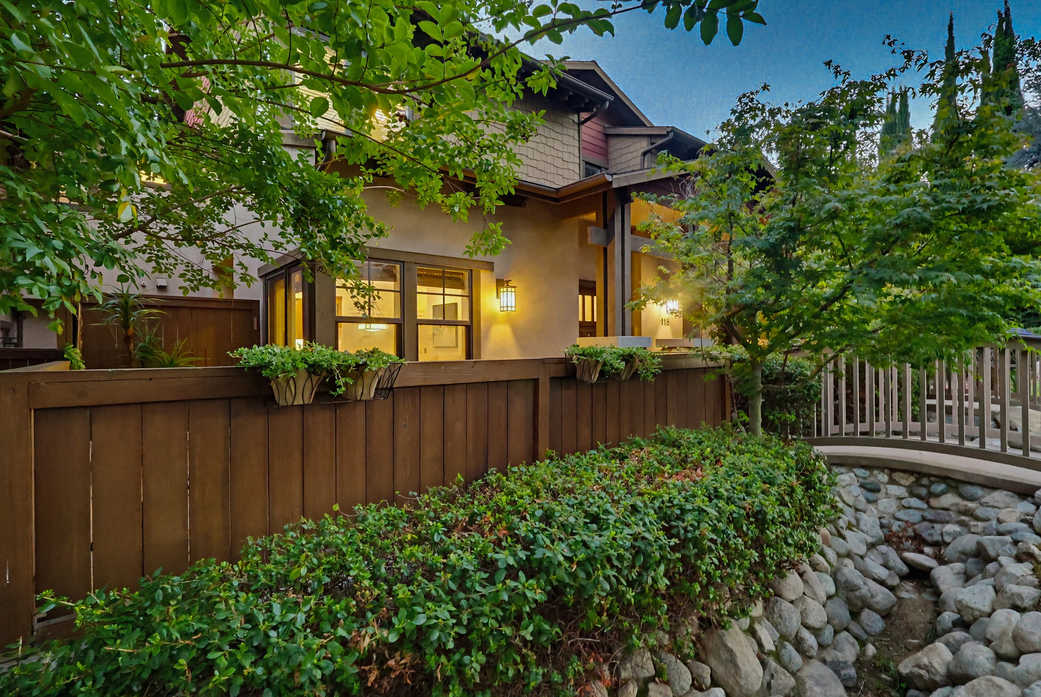 Virtual tour photo 5 of 140 for 118 E Sierra Madre Blvd