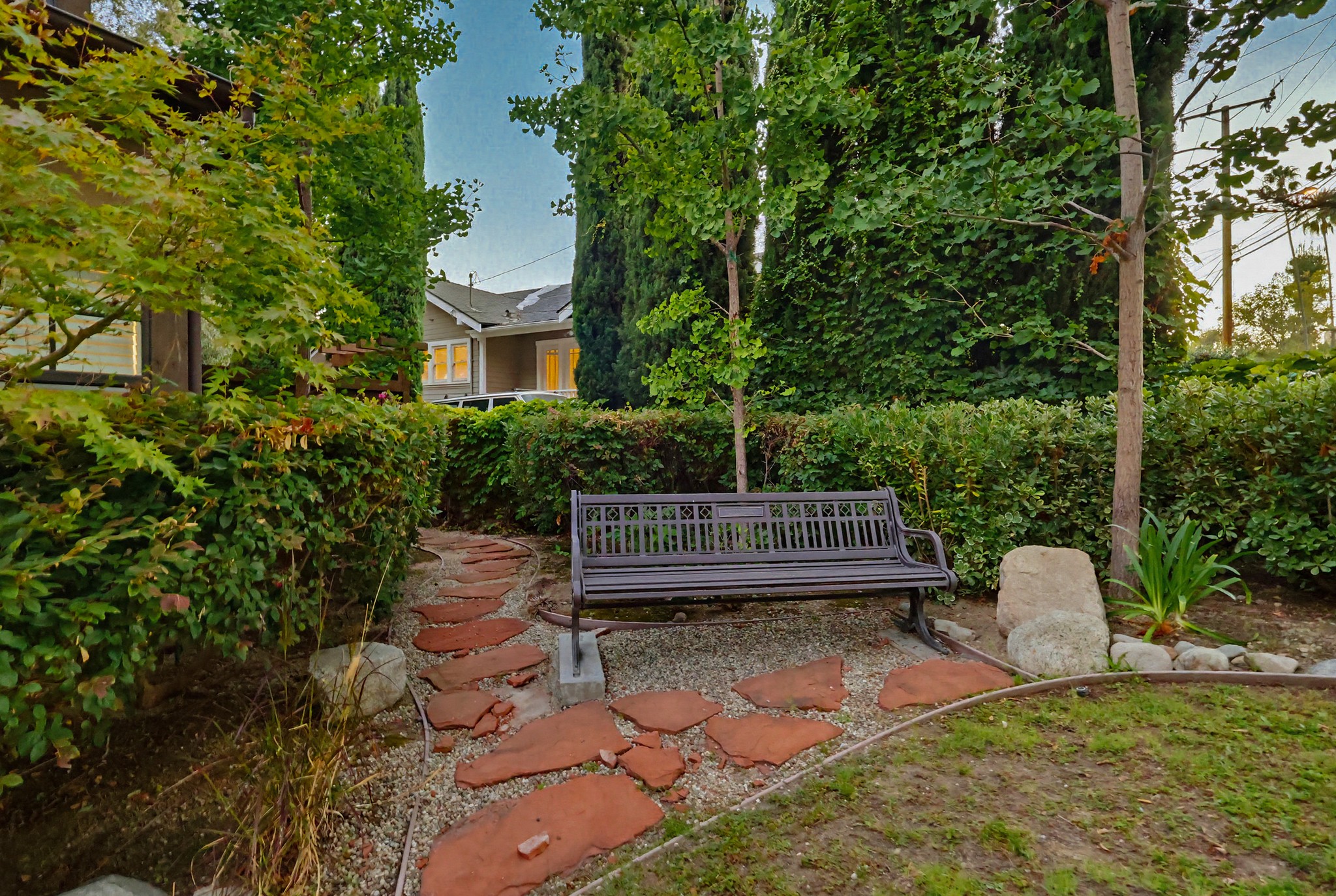Virtual tour photo 10 of 140 for 118 E Sierra Madre Blvd