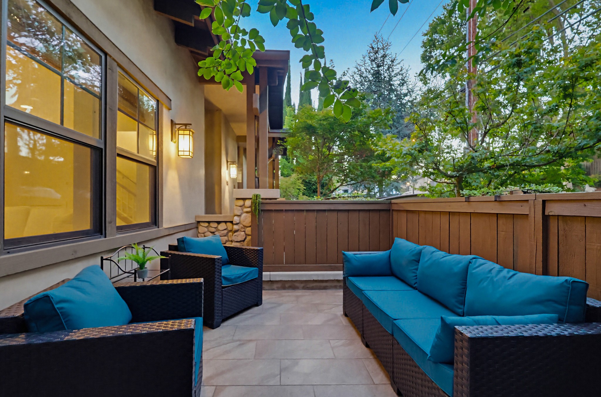 Virtual tour photo 14 of 140 for 118 E Sierra Madre Blvd
