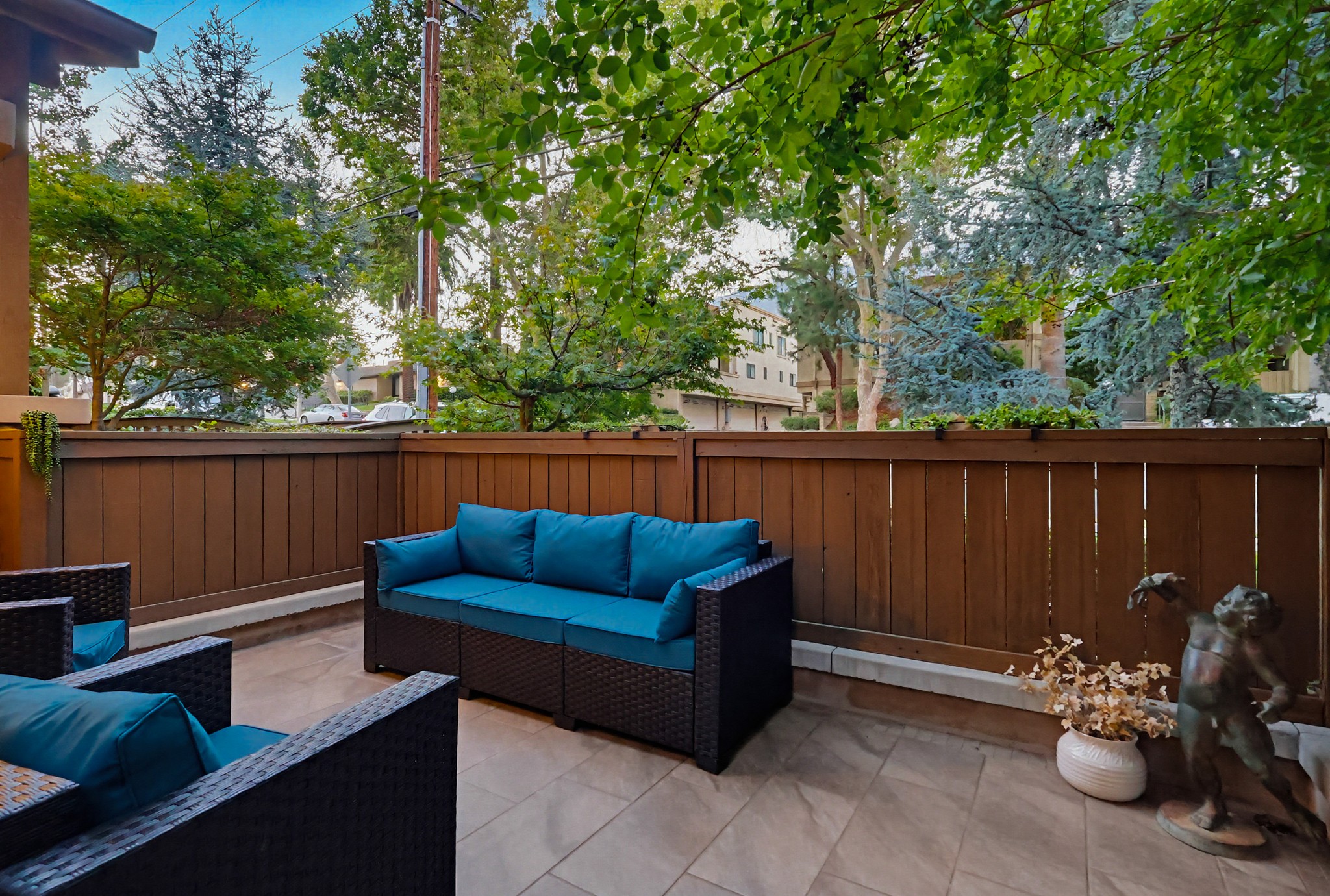 Virtual tour photo 15 of 140 for 118 E Sierra Madre Blvd