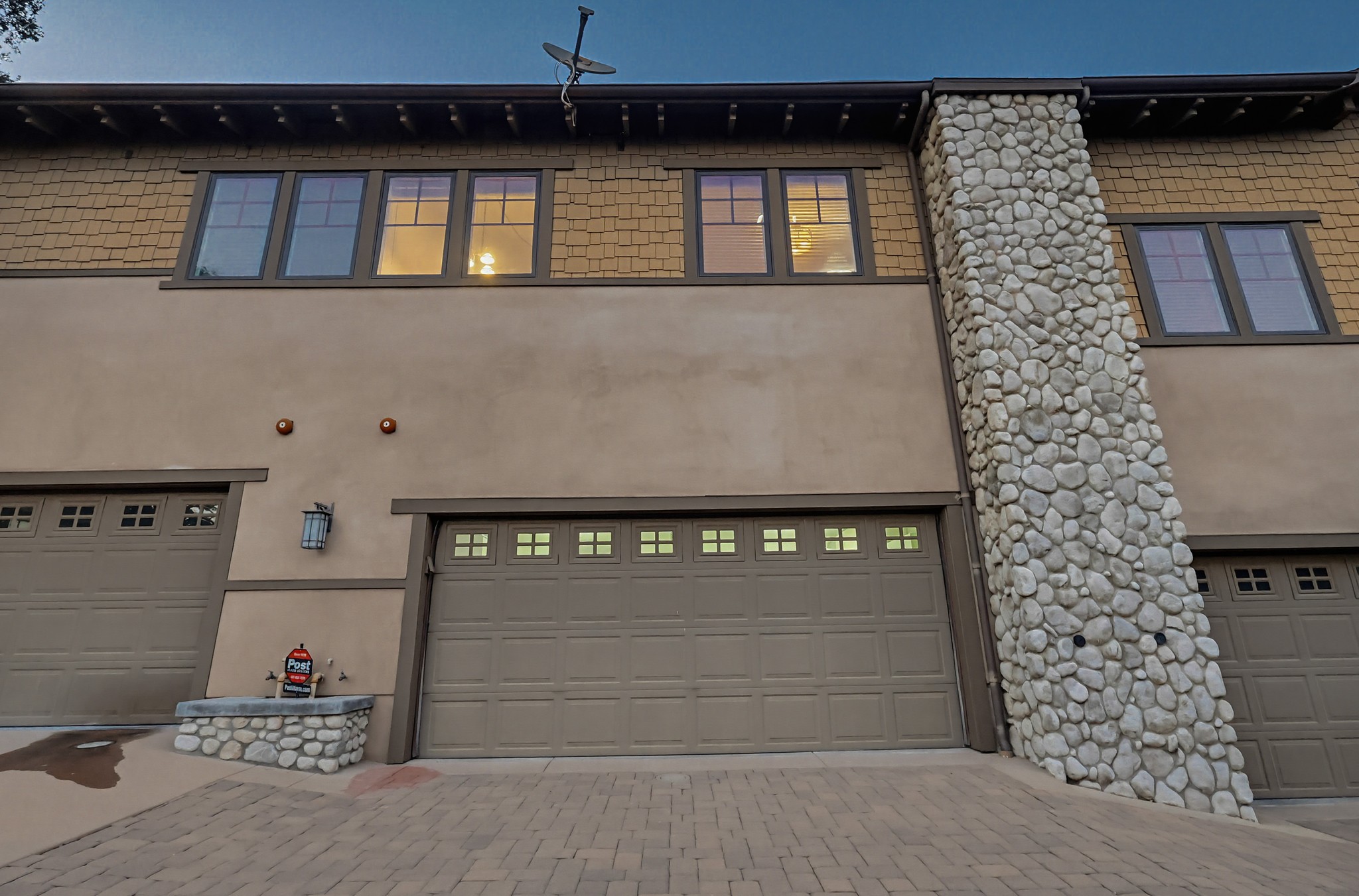 Virtual tour photo 22 of 140 for 118 E Sierra Madre Blvd