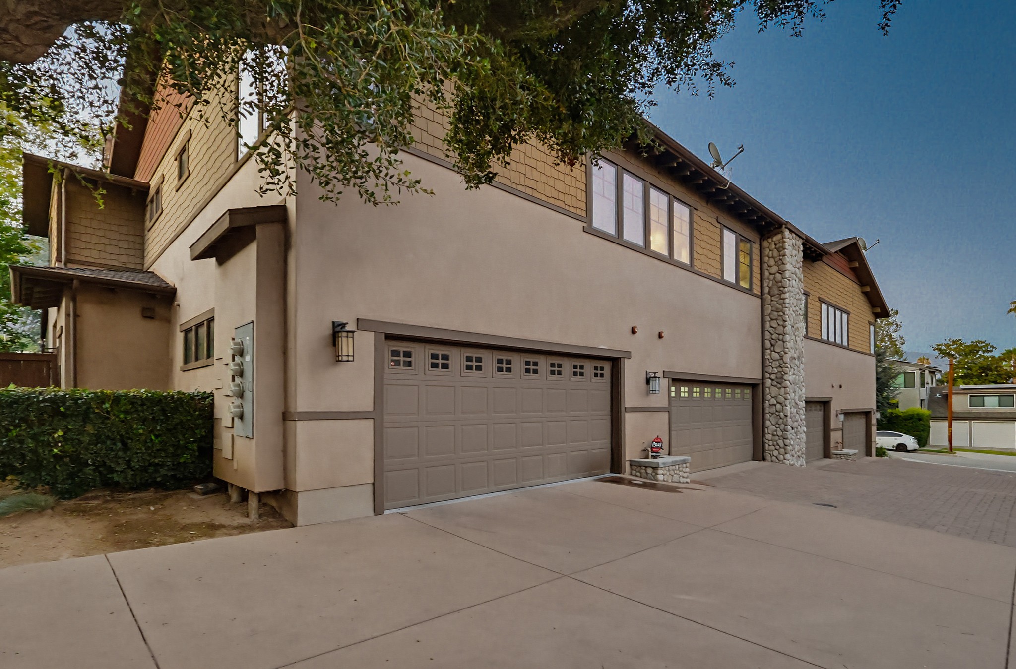 Virtual tour photo 23 of 140 for 118 E Sierra Madre Blvd