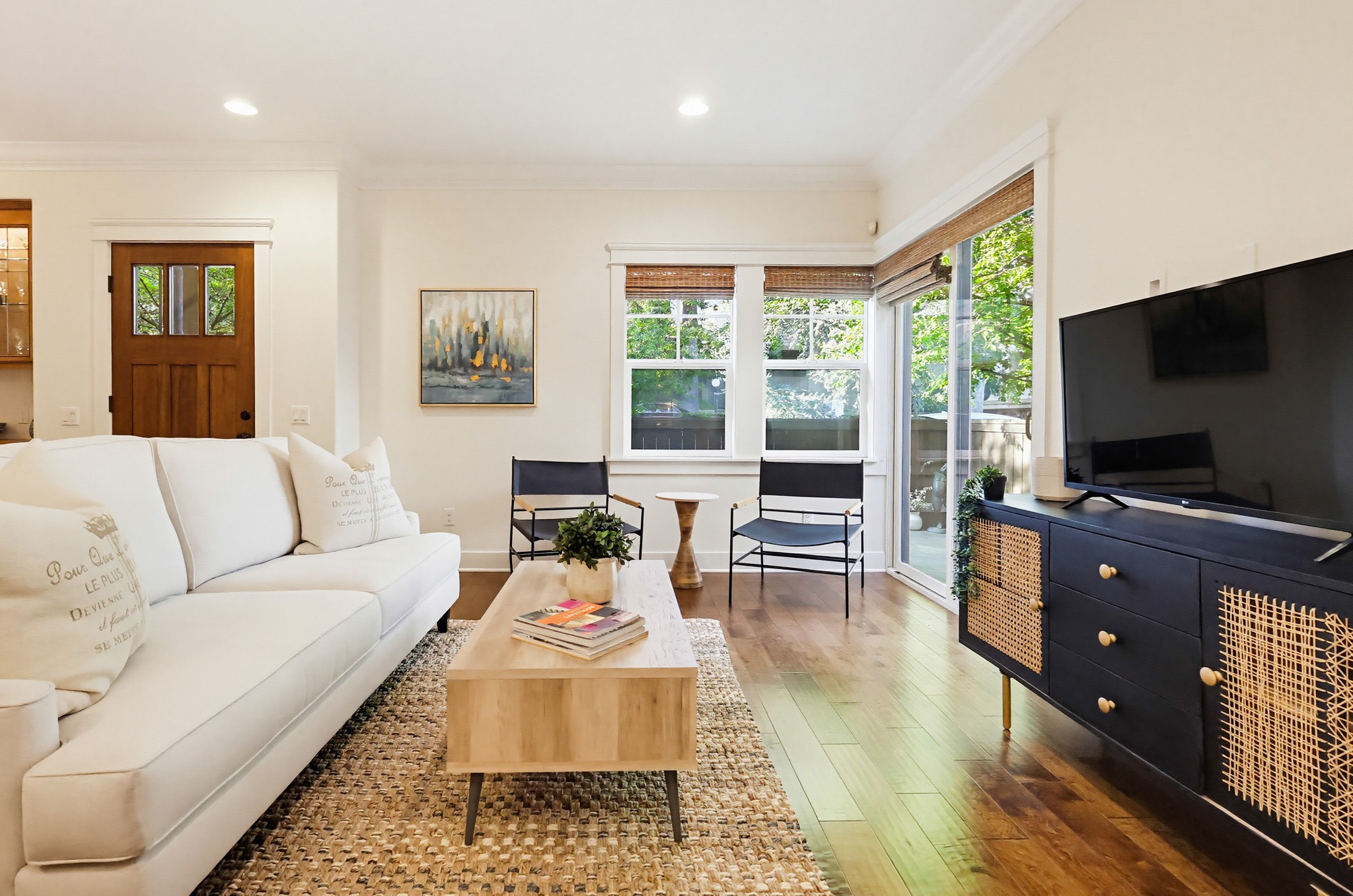 Virtual tour photo 41 of 140 for 118 E Sierra Madre Blvd