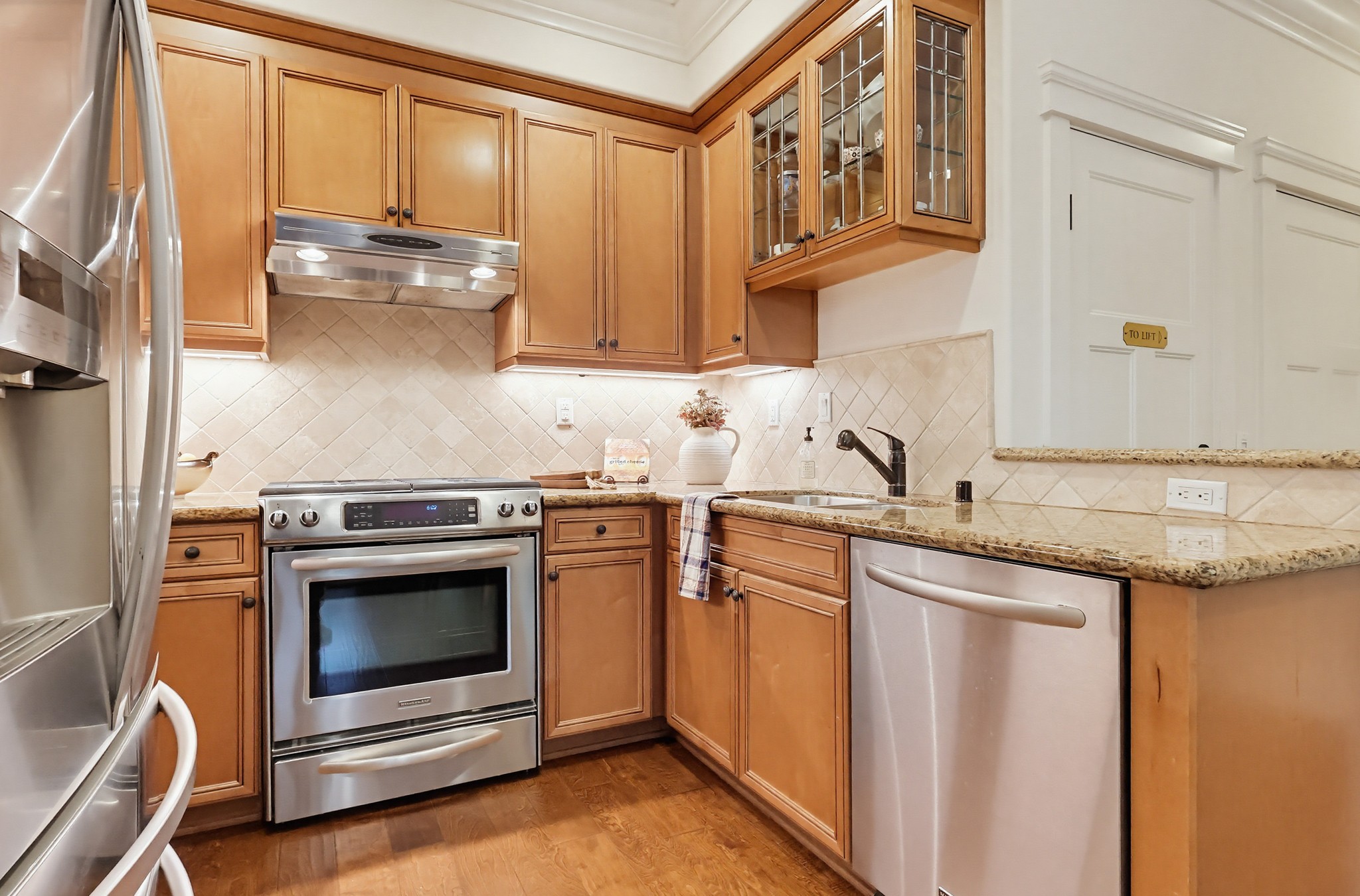 Virtual tour photo 50 of 140 for 118 E Sierra Madre Blvd