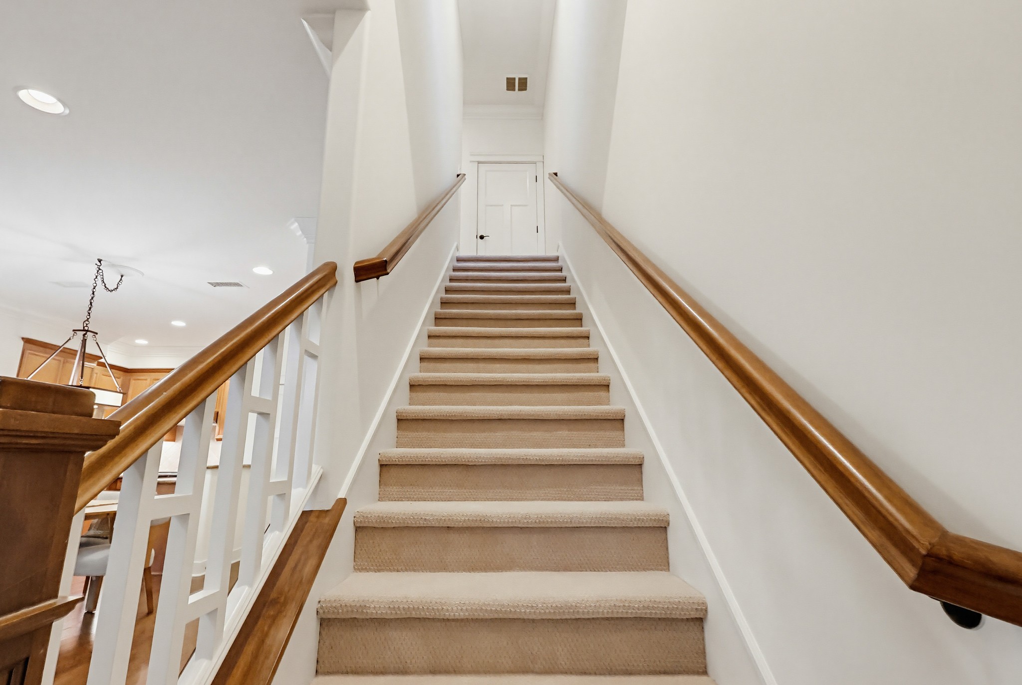 Virtual tour photo 61 of 140 for 118 E Sierra Madre Blvd