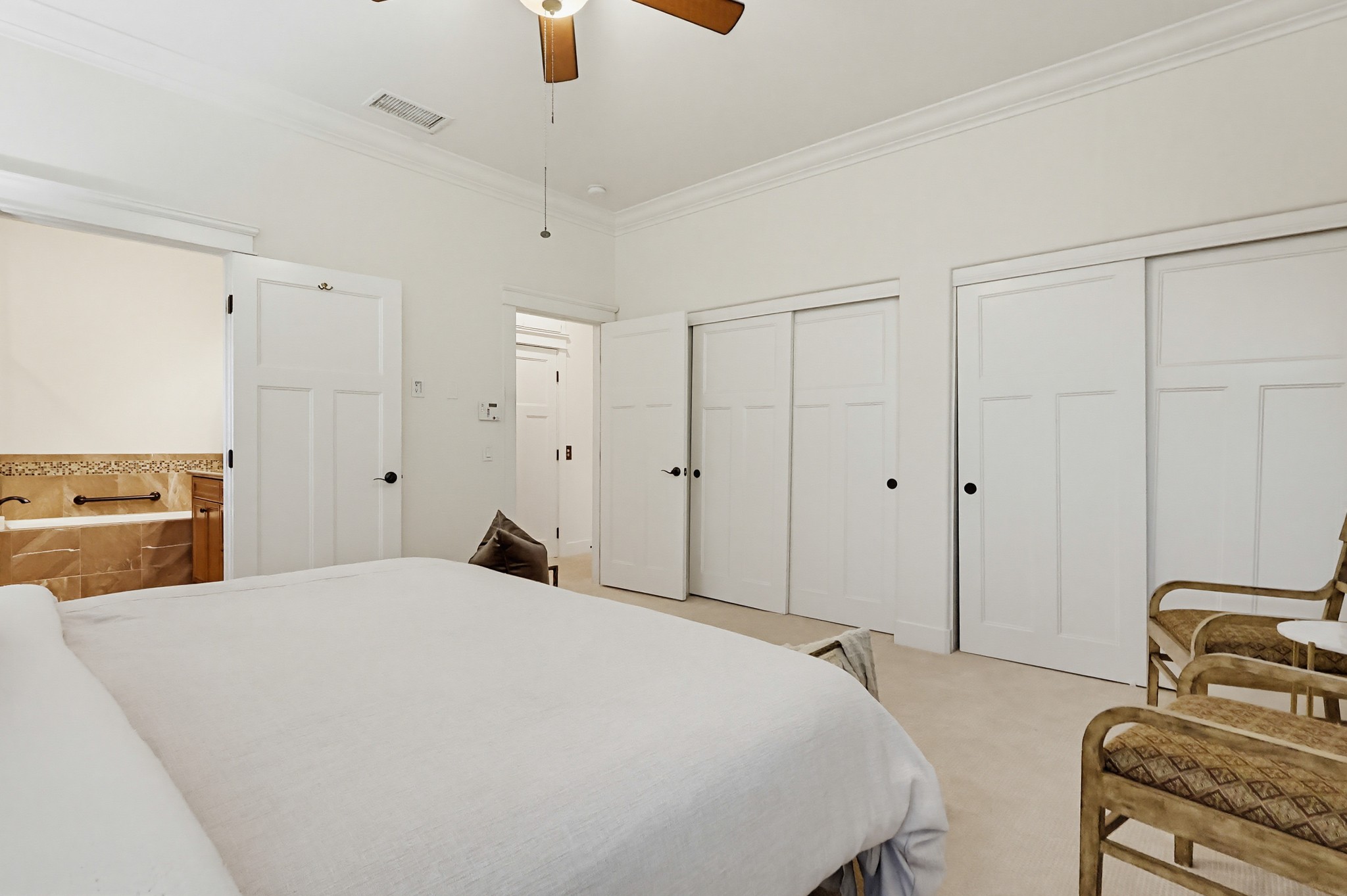 Virtual tour photo 68 of 140 for 118 E Sierra Madre Blvd