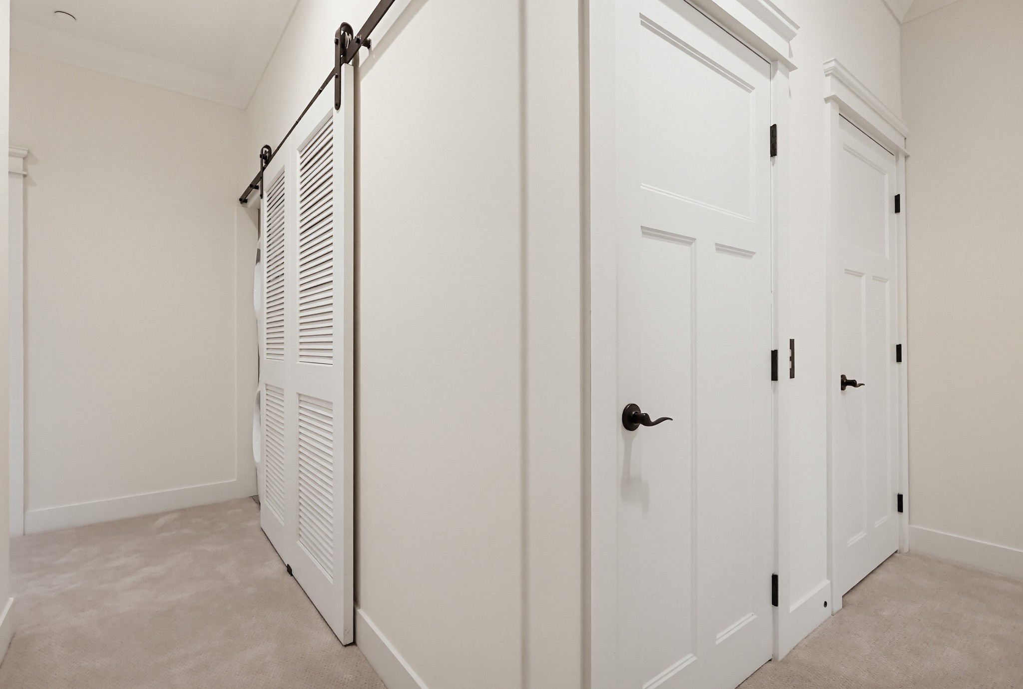 Virtual tour photo 79 of 140 for 118 E Sierra Madre Blvd