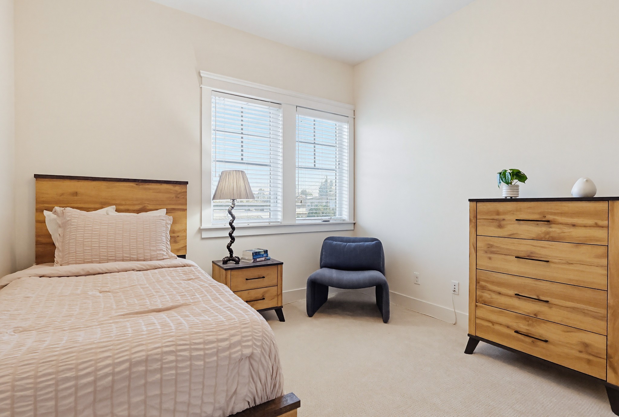 Virtual tour photo 93 of 140 for 118 E Sierra Madre Blvd