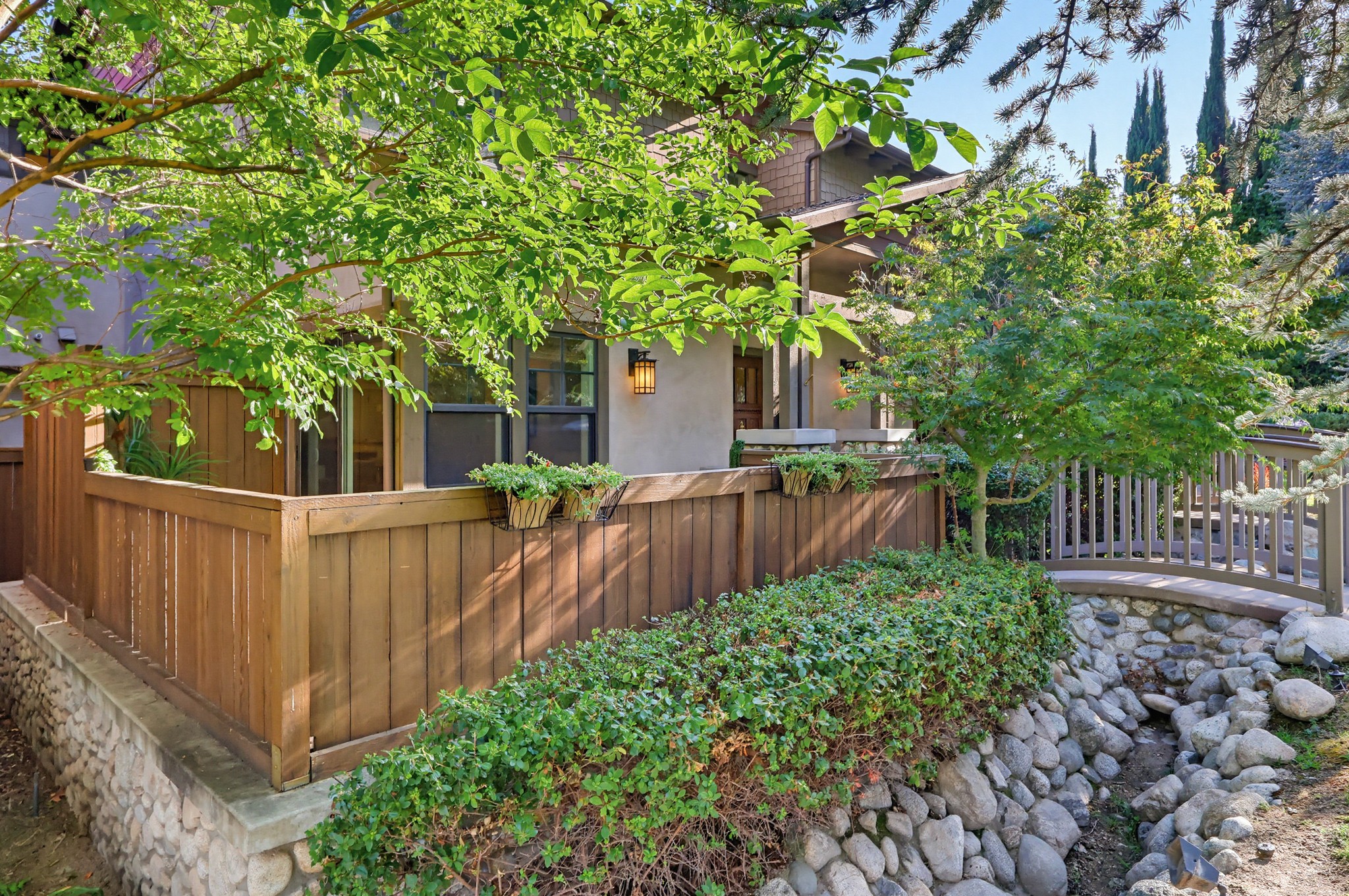 Virtual tour photo 99 of 140 for 118 E Sierra Madre Blvd