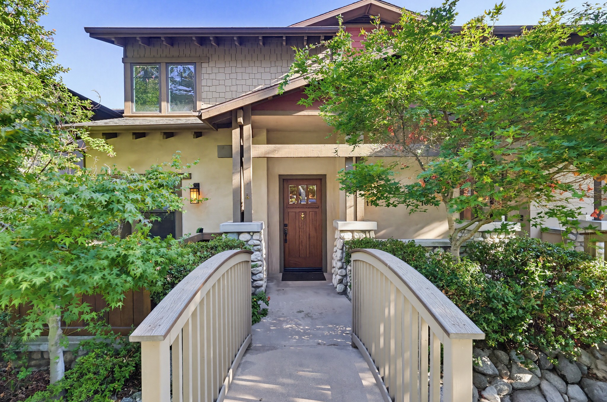 Virtual tour photo 100 of 140 for 118 E Sierra Madre Blvd