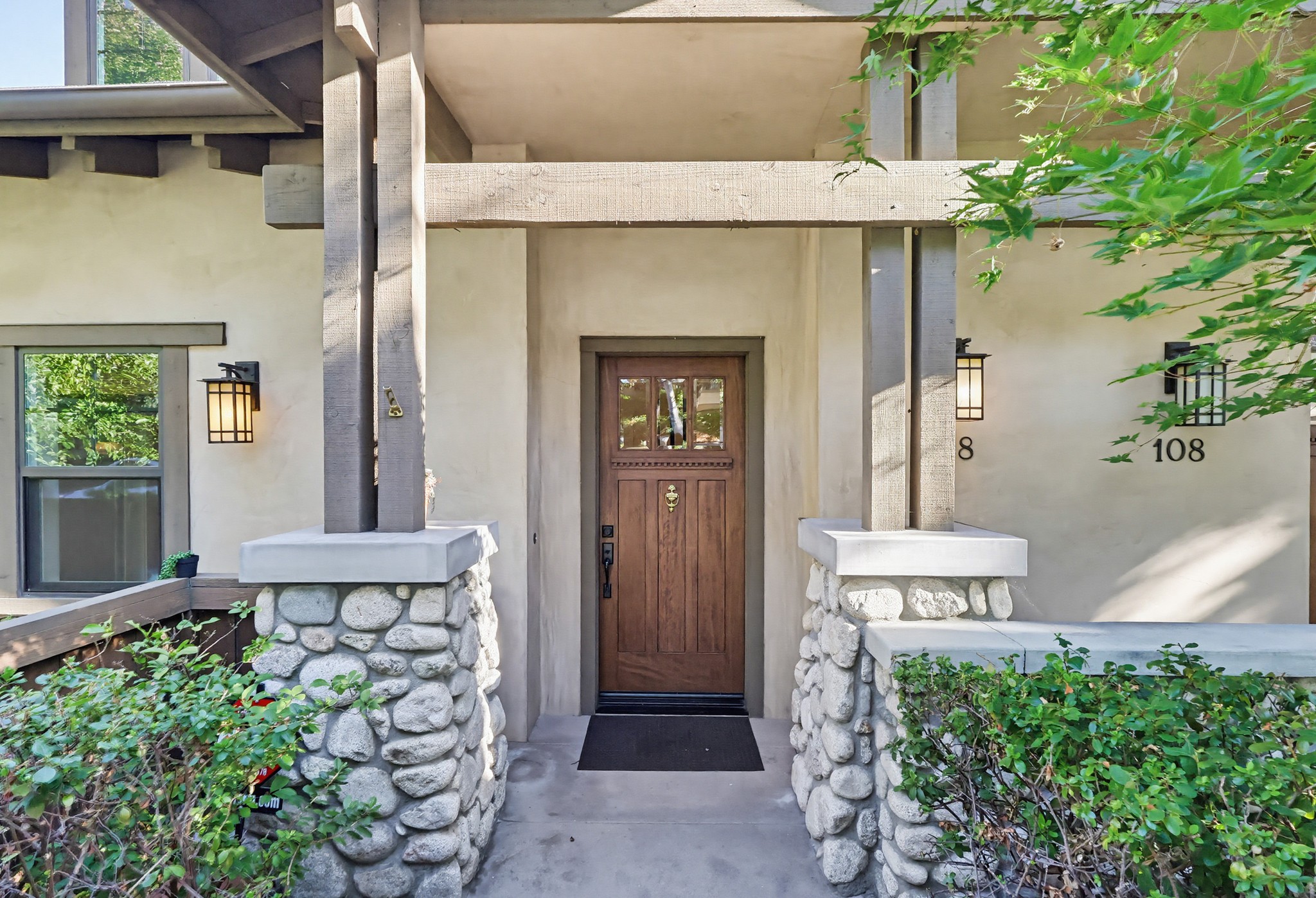 Virtual tour photo 102 of 140 for 118 E Sierra Madre Blvd