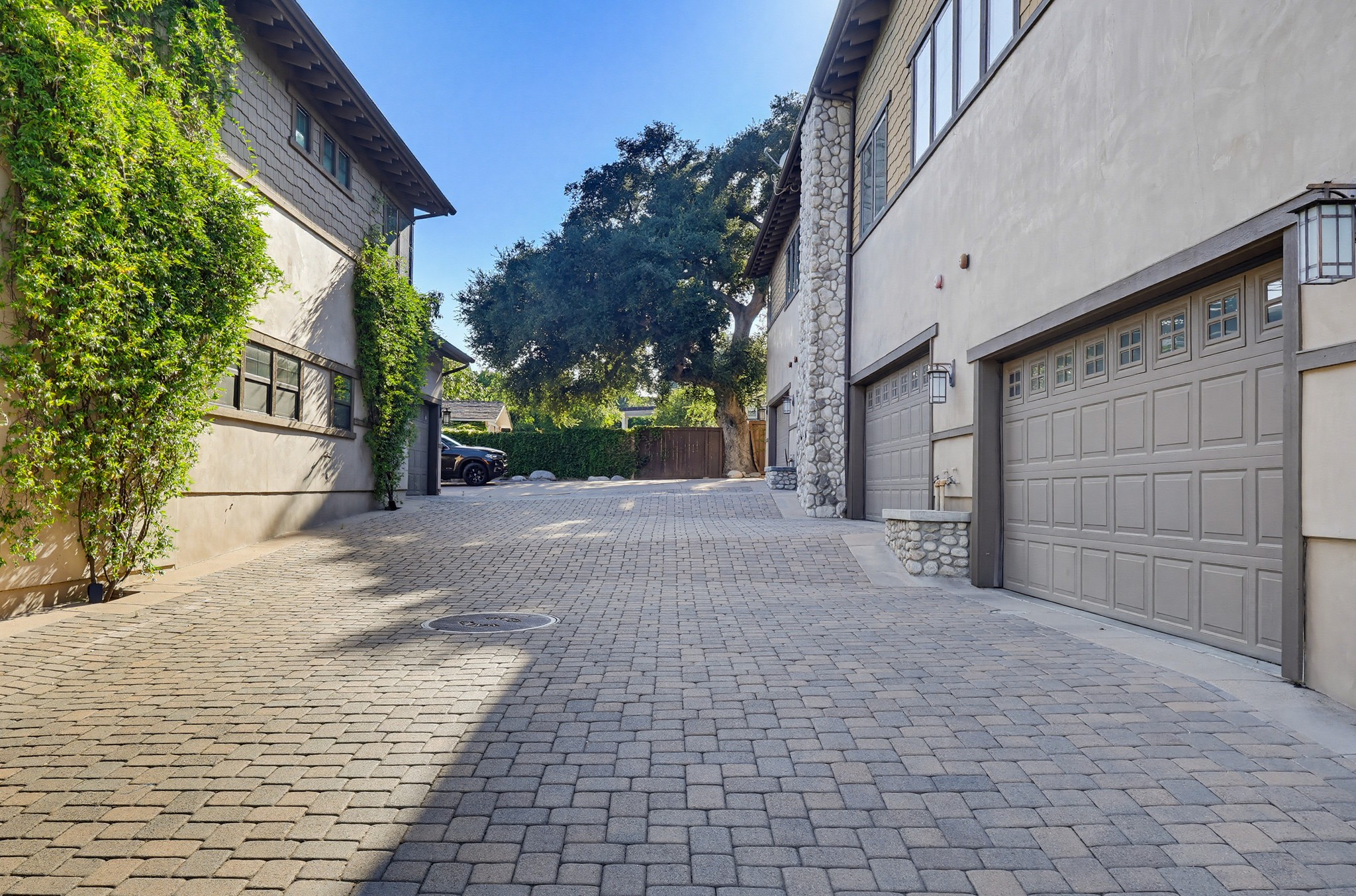 Virtual tour photo 134 of 140 for 118 E Sierra Madre Blvd