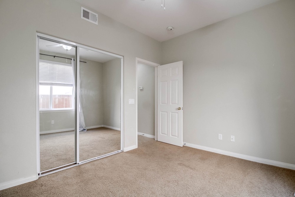 Virtual tour photo 25 of 69 for 1180 Crystal Cove