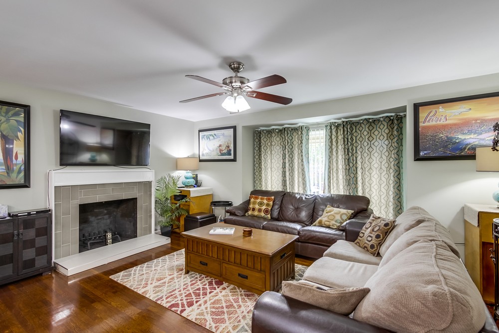 Virtual tour photo 6 of 46 for 1180 Turquoise St