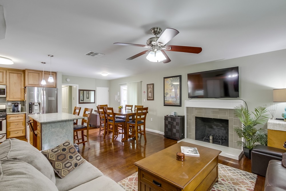 Virtual tour photo 9 of 46 for 1180 Turquoise St