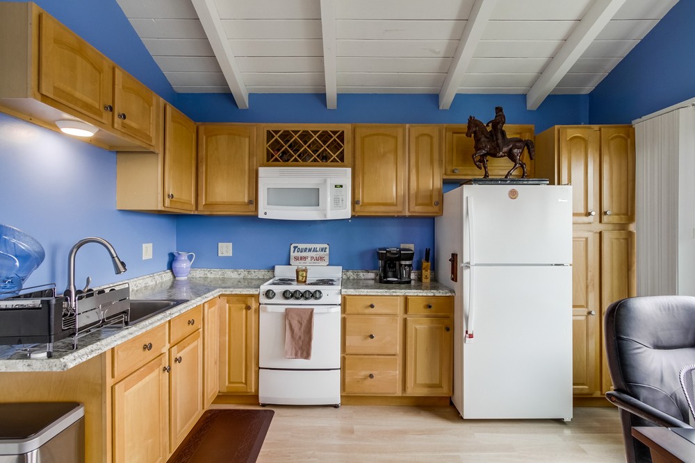 Virtual tour photo 32 of 46 for 1180 Turquoise St