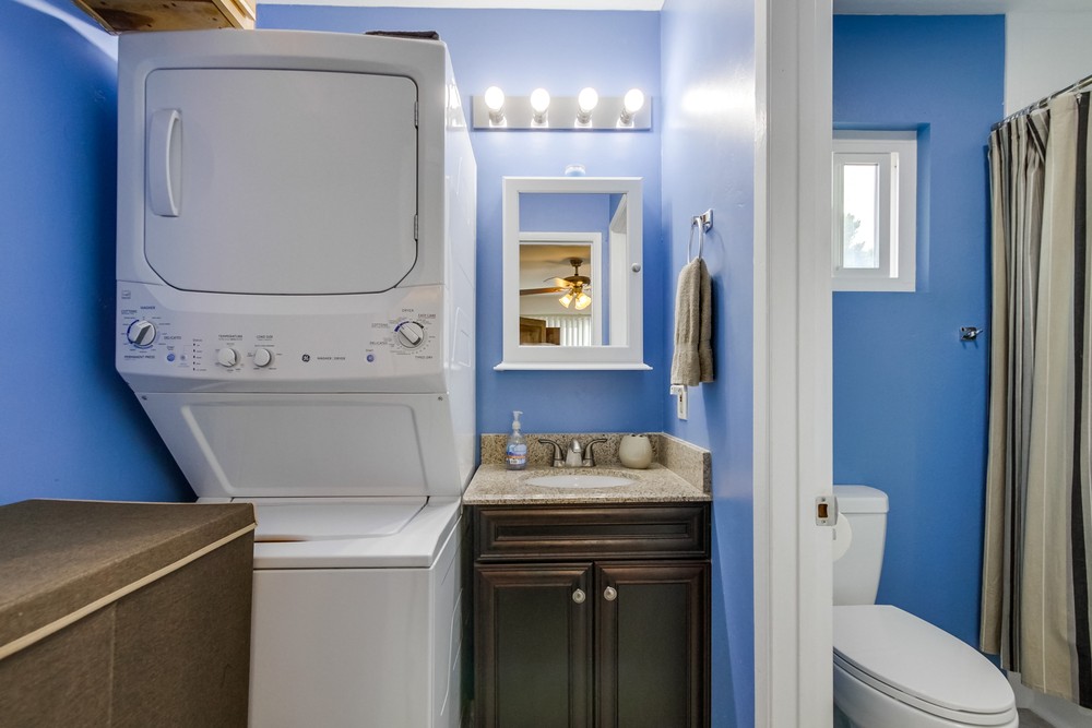 Virtual tour photo 37 of 46 for 1180 Turquoise St