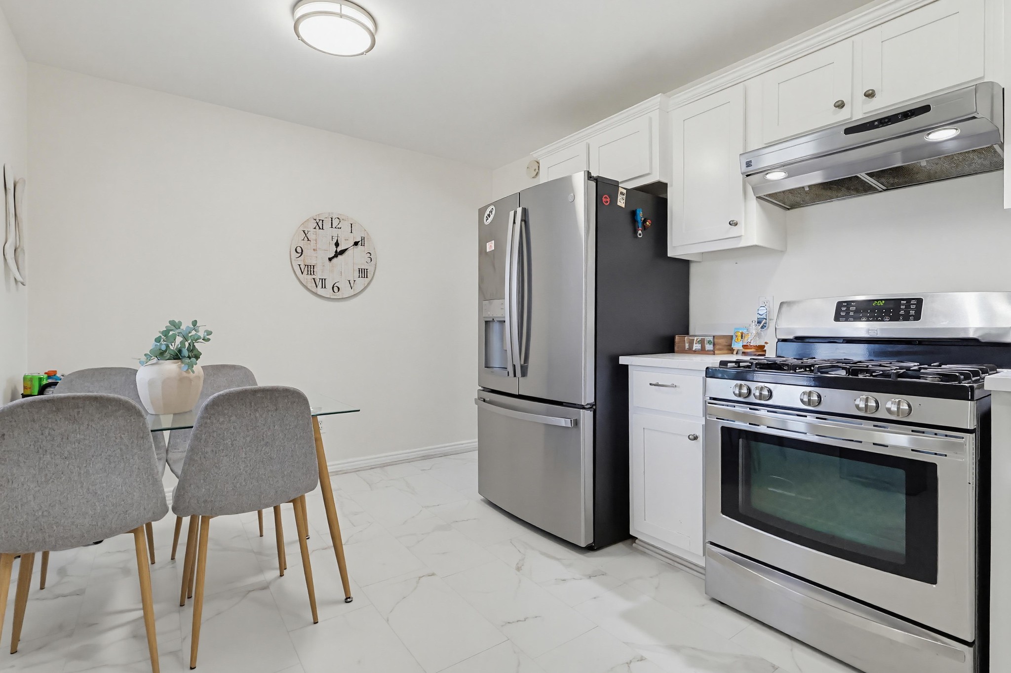 Virtual tour photo 21 of 52 for 11809 Samoline Ave