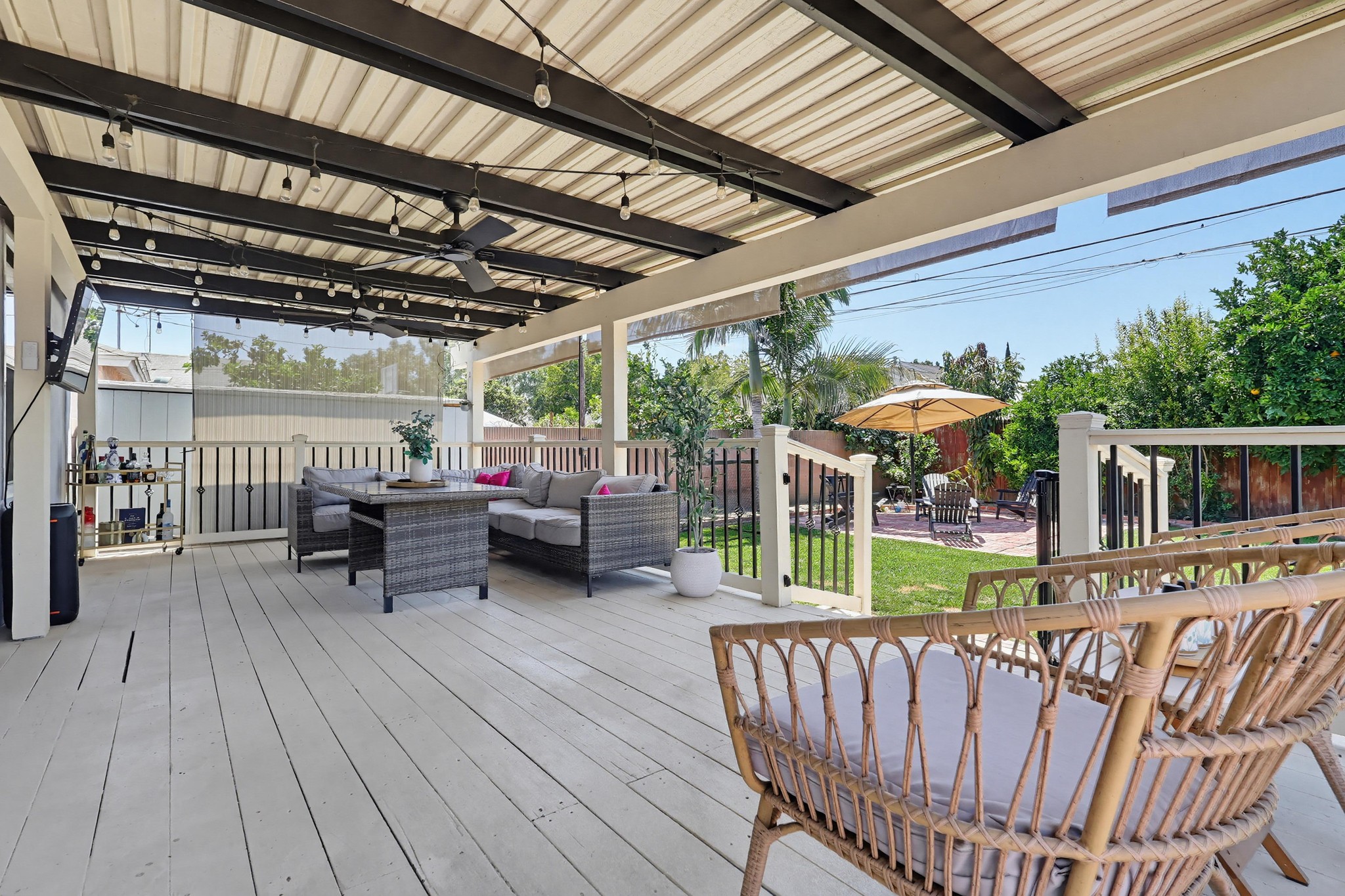 Virtual tour photo 37 of 52 for 11809 Samoline Ave