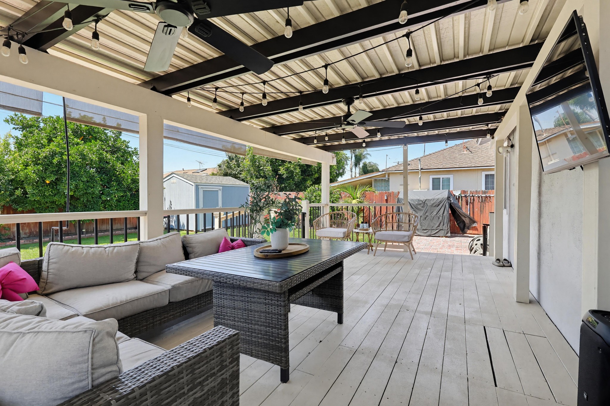 Virtual tour photo 40 of 52 for 11809 Samoline Ave