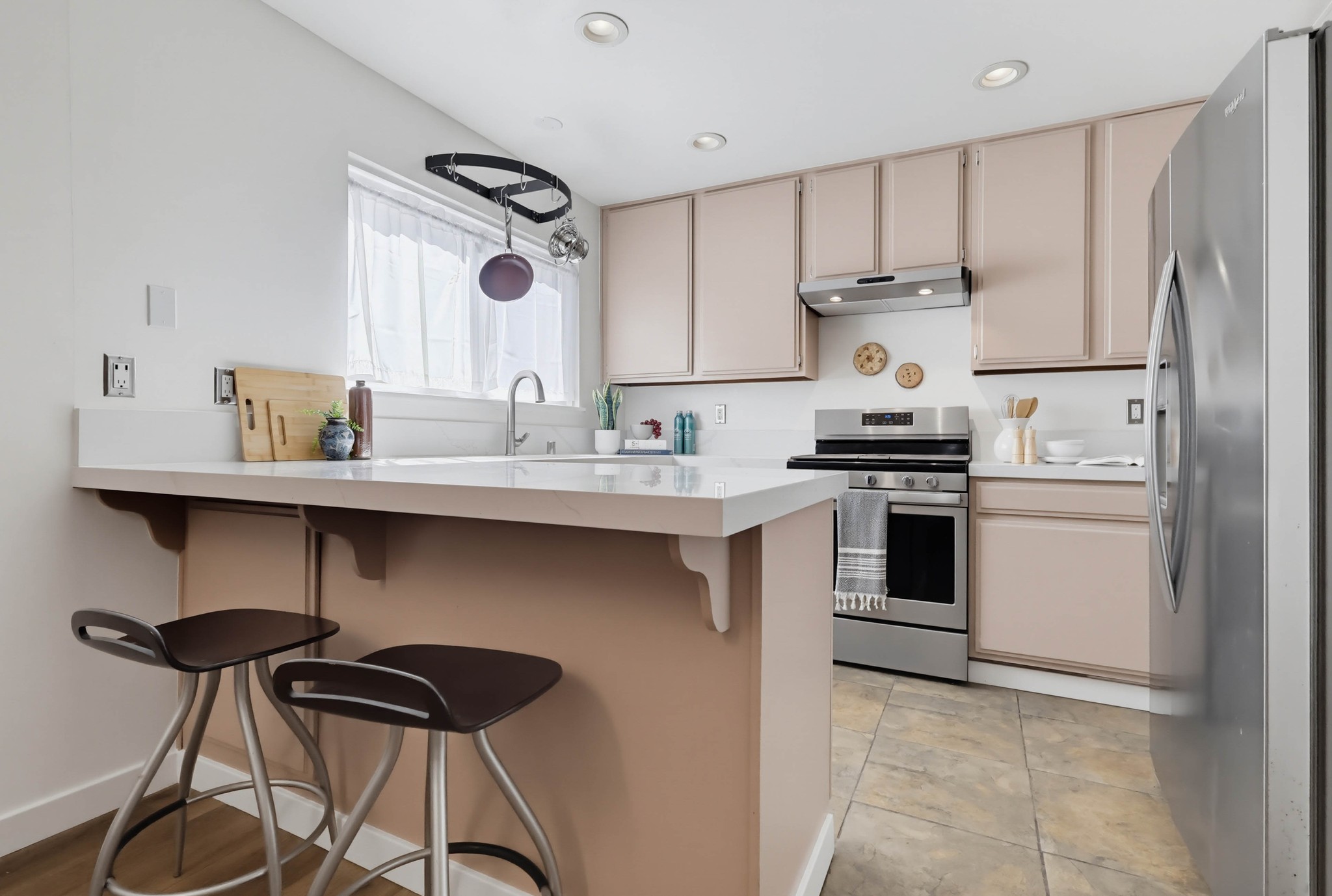 Virtual tour photo 25 of 54 for 11818 Courtleigh Dr Apt 104