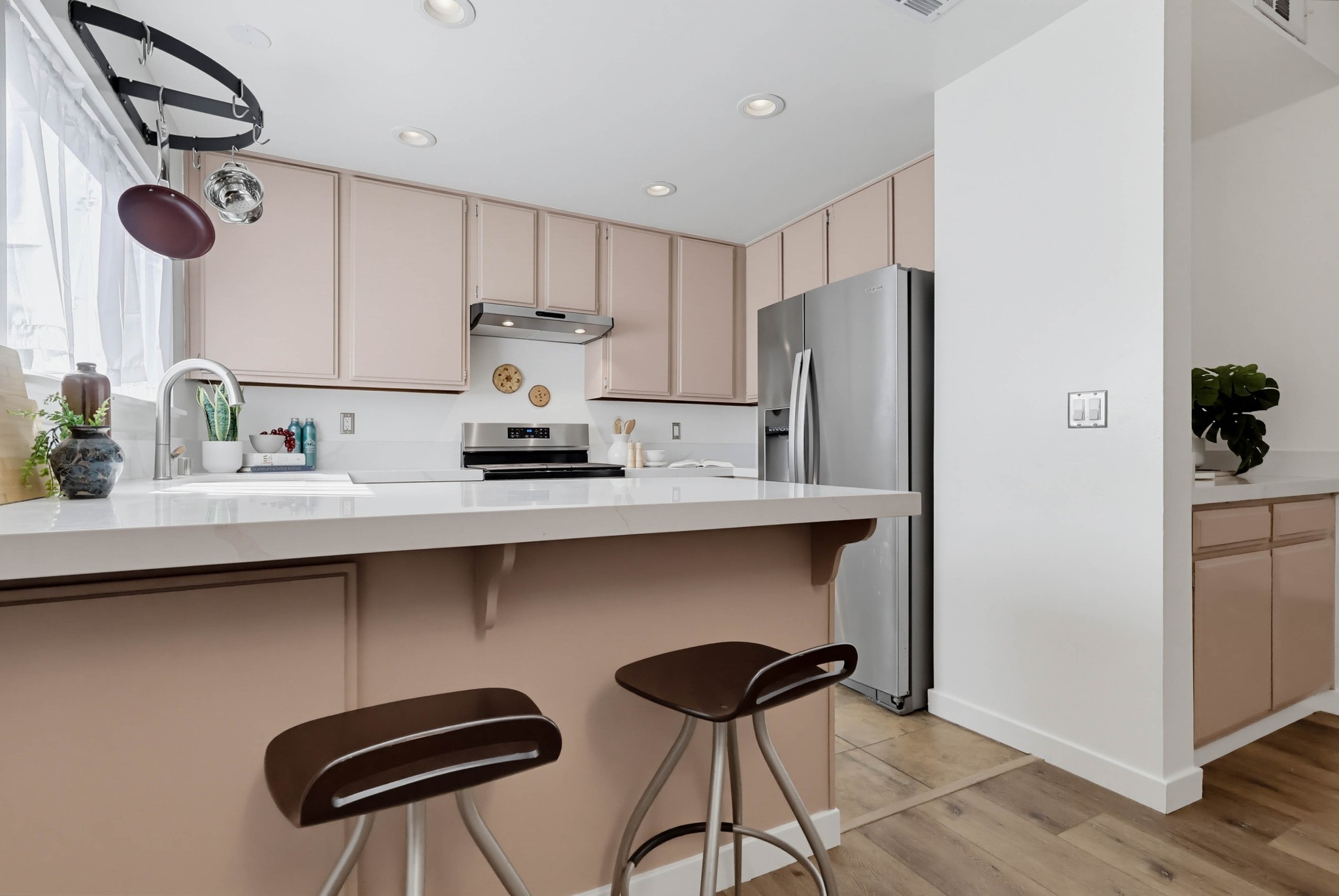Virtual tour photo 26 of 54 for 11818 Courtleigh Dr Apt 104