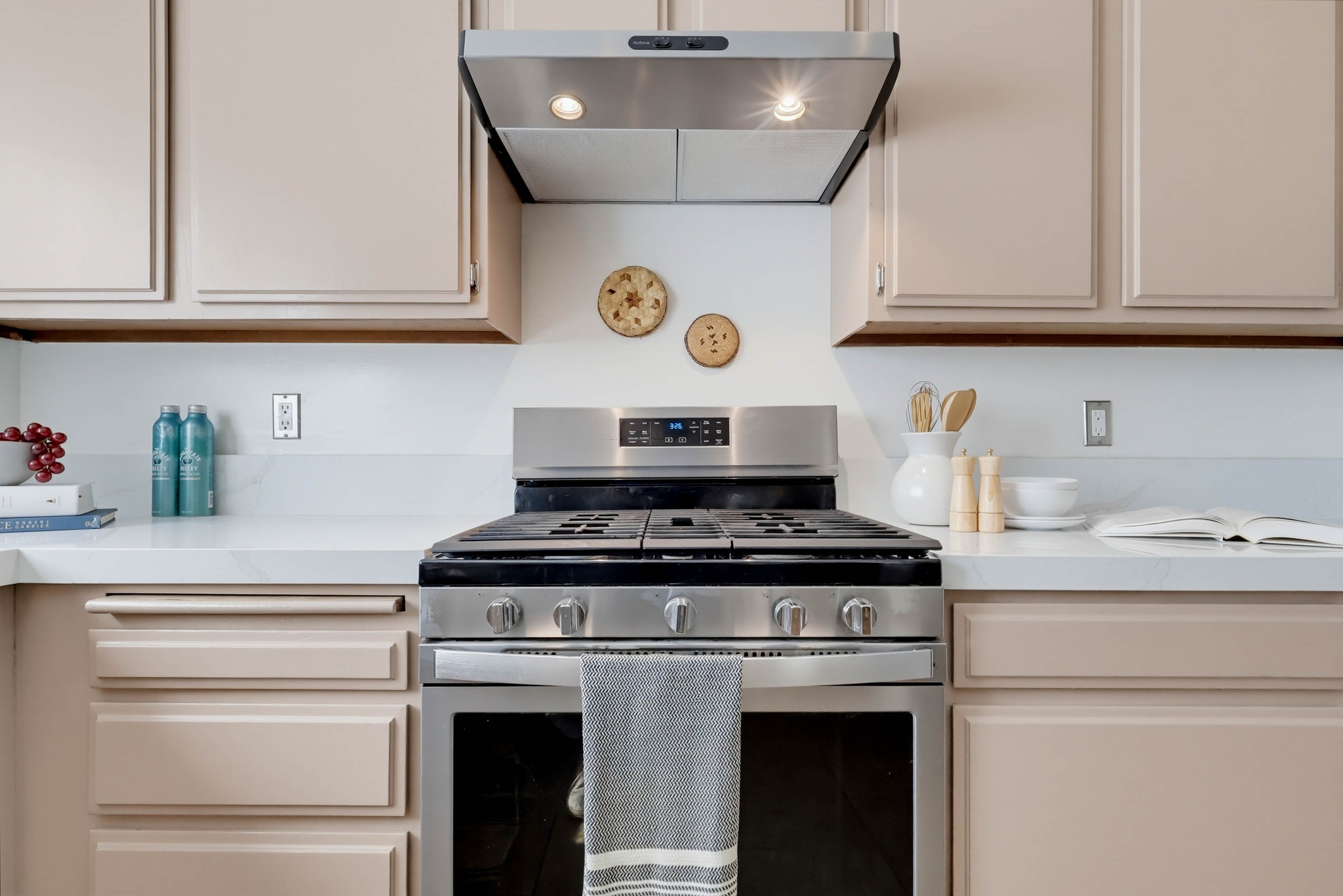 Virtual tour photo 30 of 54 for 11818 Courtleigh Dr Apt 104