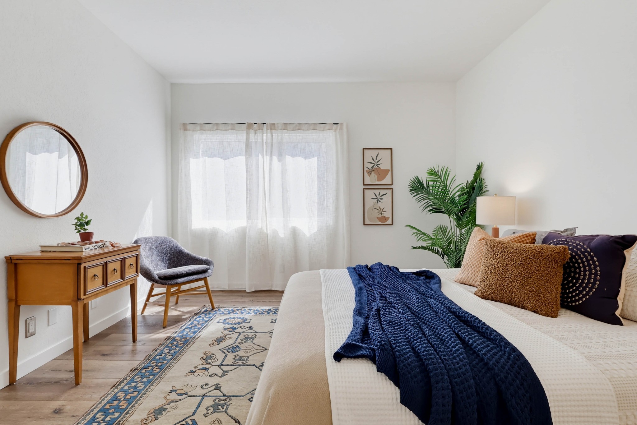 Virtual tour photo 46 of 54 for 11818 Courtleigh Dr Apt 104