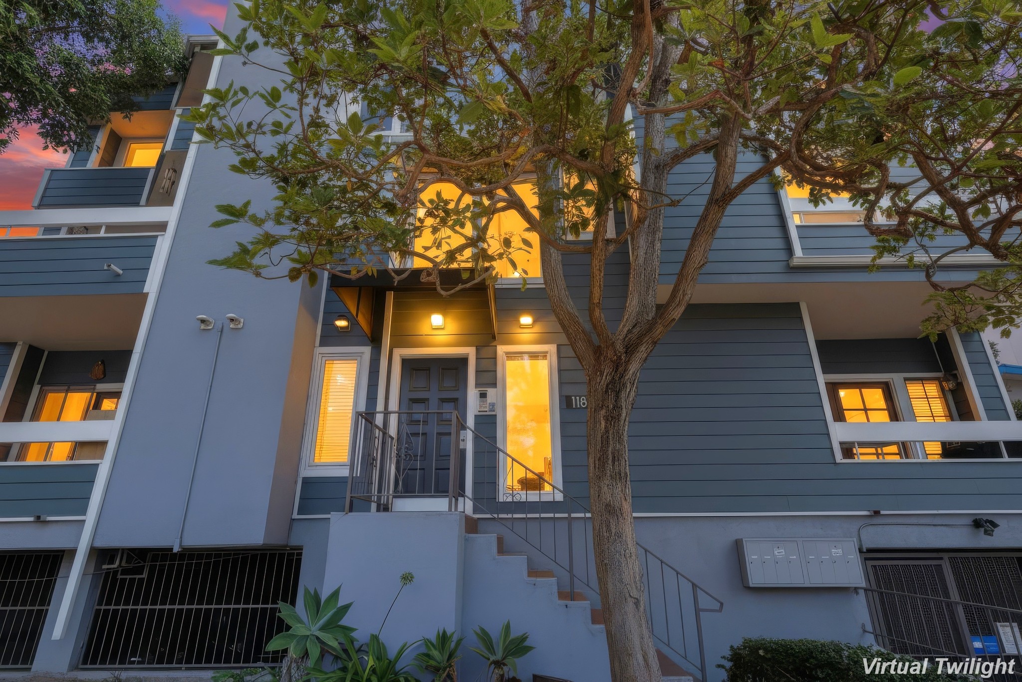 Virtual tour photo 55 of 54 for 11818 Courtleigh Dr Apt 104