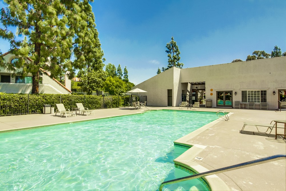 Virtual tour photo 33 of 35 for 11820 Caminito Ronaldo #121