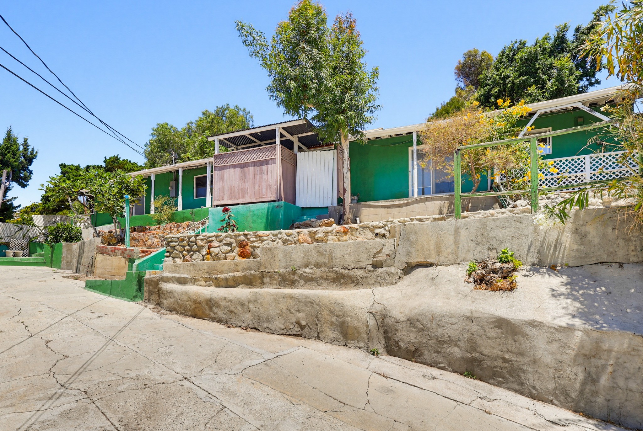 Virtual tour photo 5 of 81 for 1183 N Bonnie Beach Pl