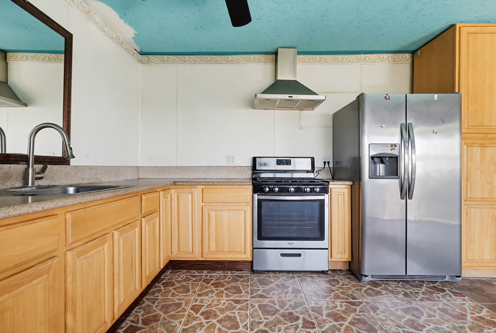 Virtual tour photo 19 of 81 for 1183 N Bonnie Beach Pl