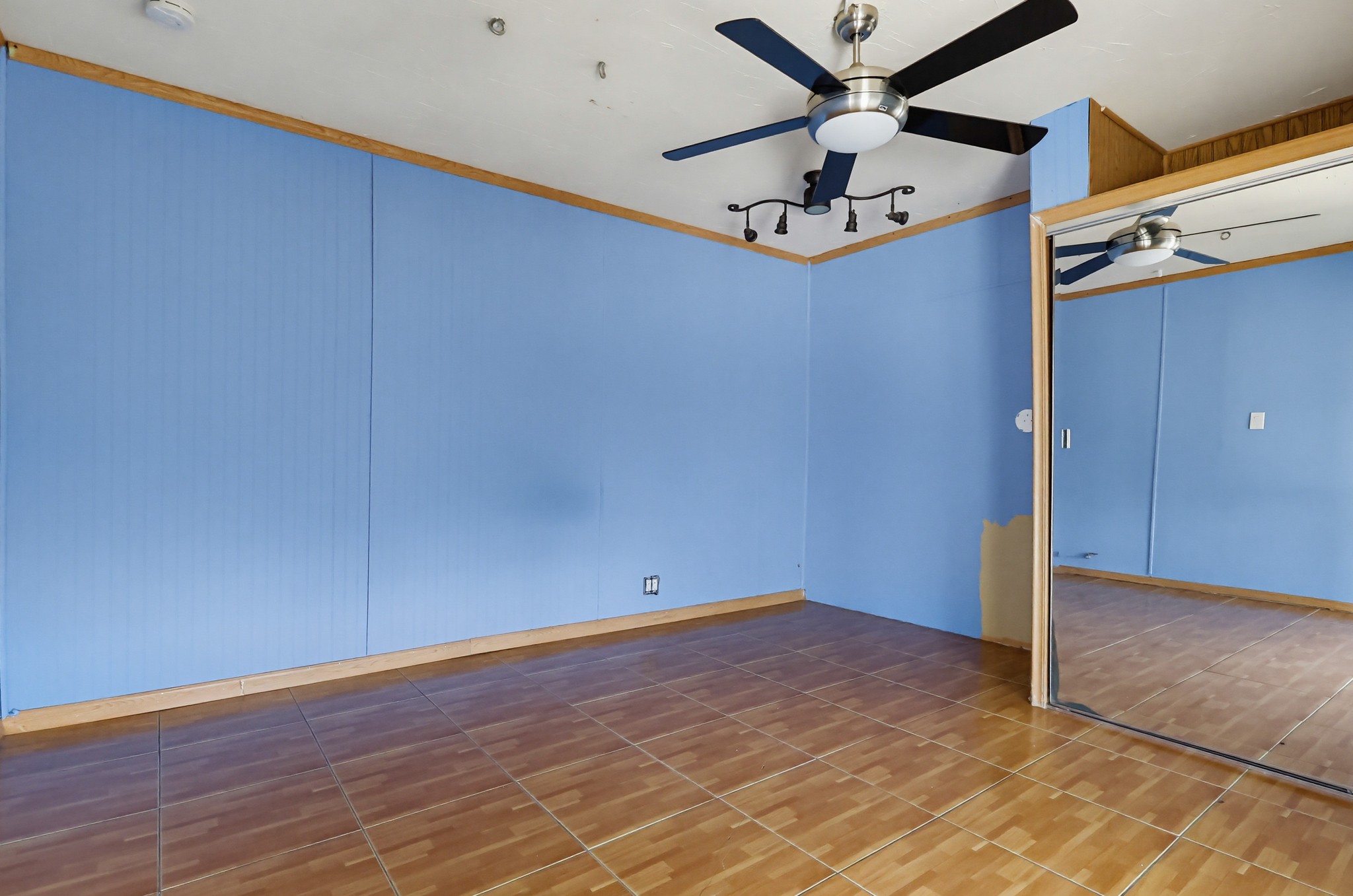 Virtual tour photo 20 of 81 for 1183 N Bonnie Beach Pl