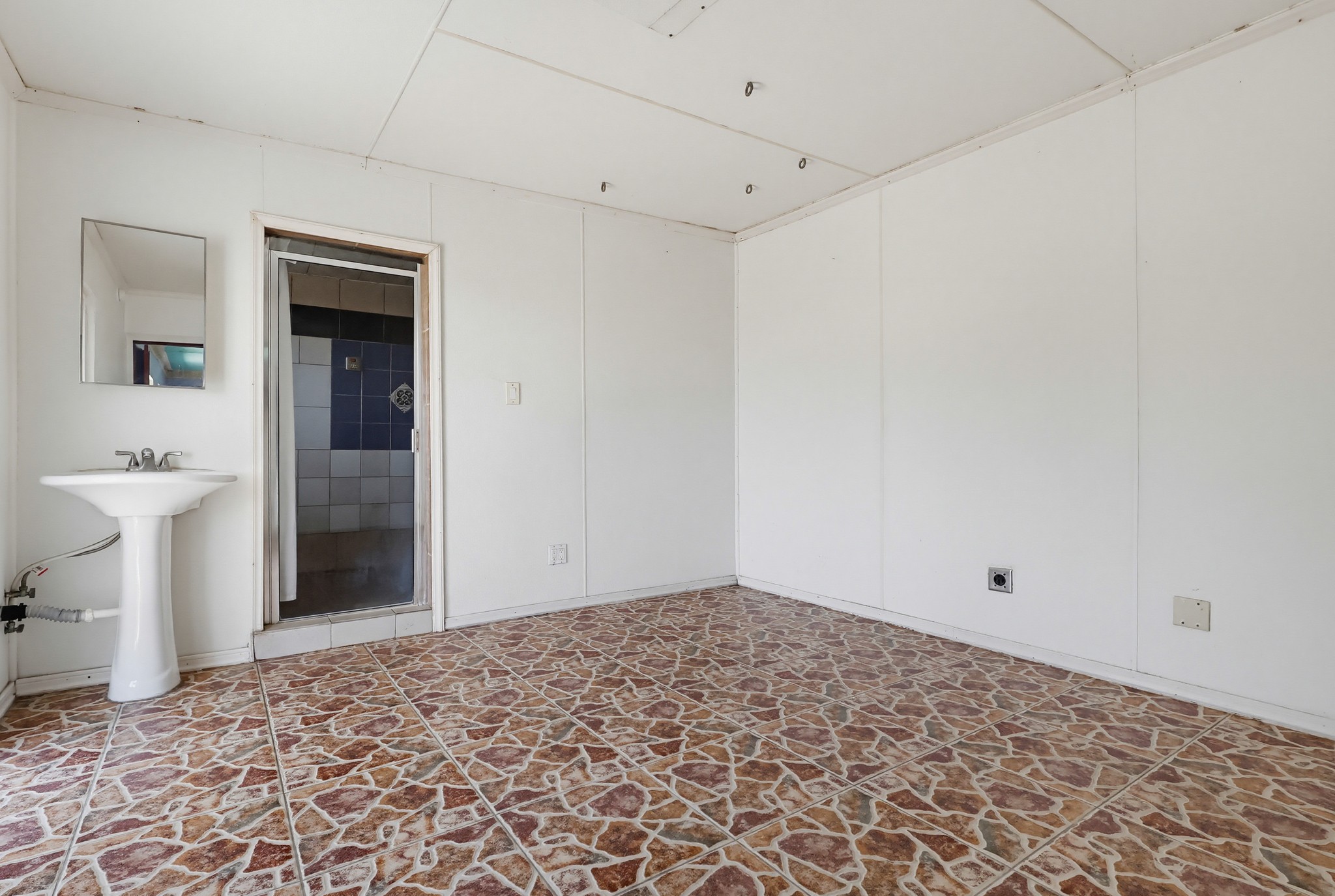 Virtual tour photo 22 of 81 for 1183 N Bonnie Beach Pl