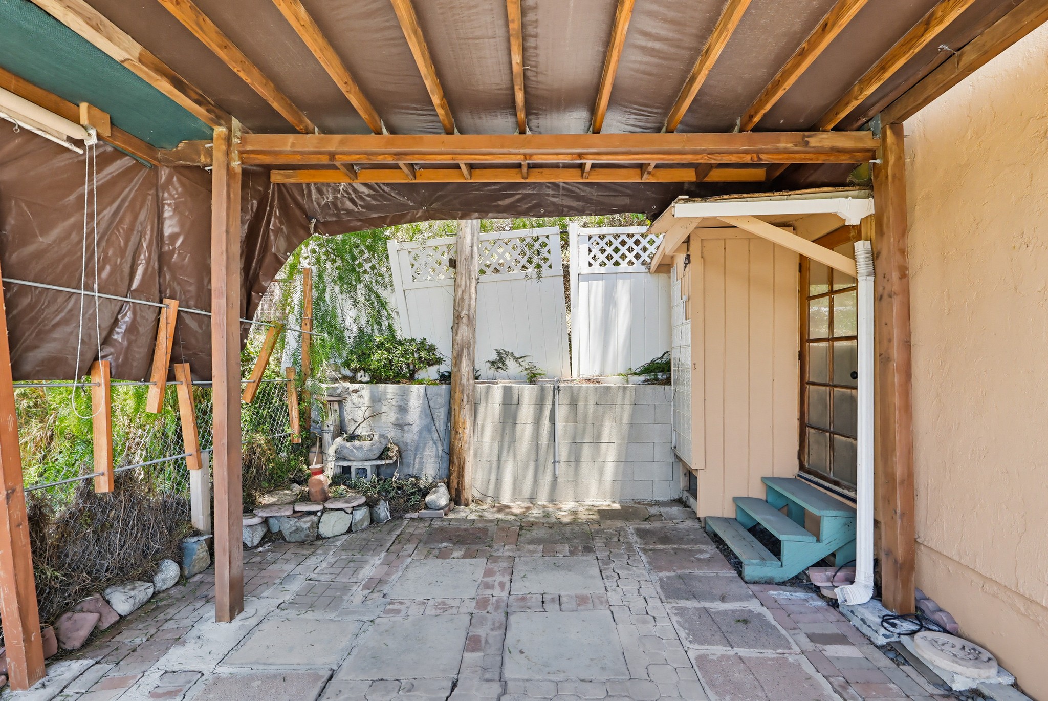 Virtual tour photo 32 of 81 for 1183 N Bonnie Beach Pl