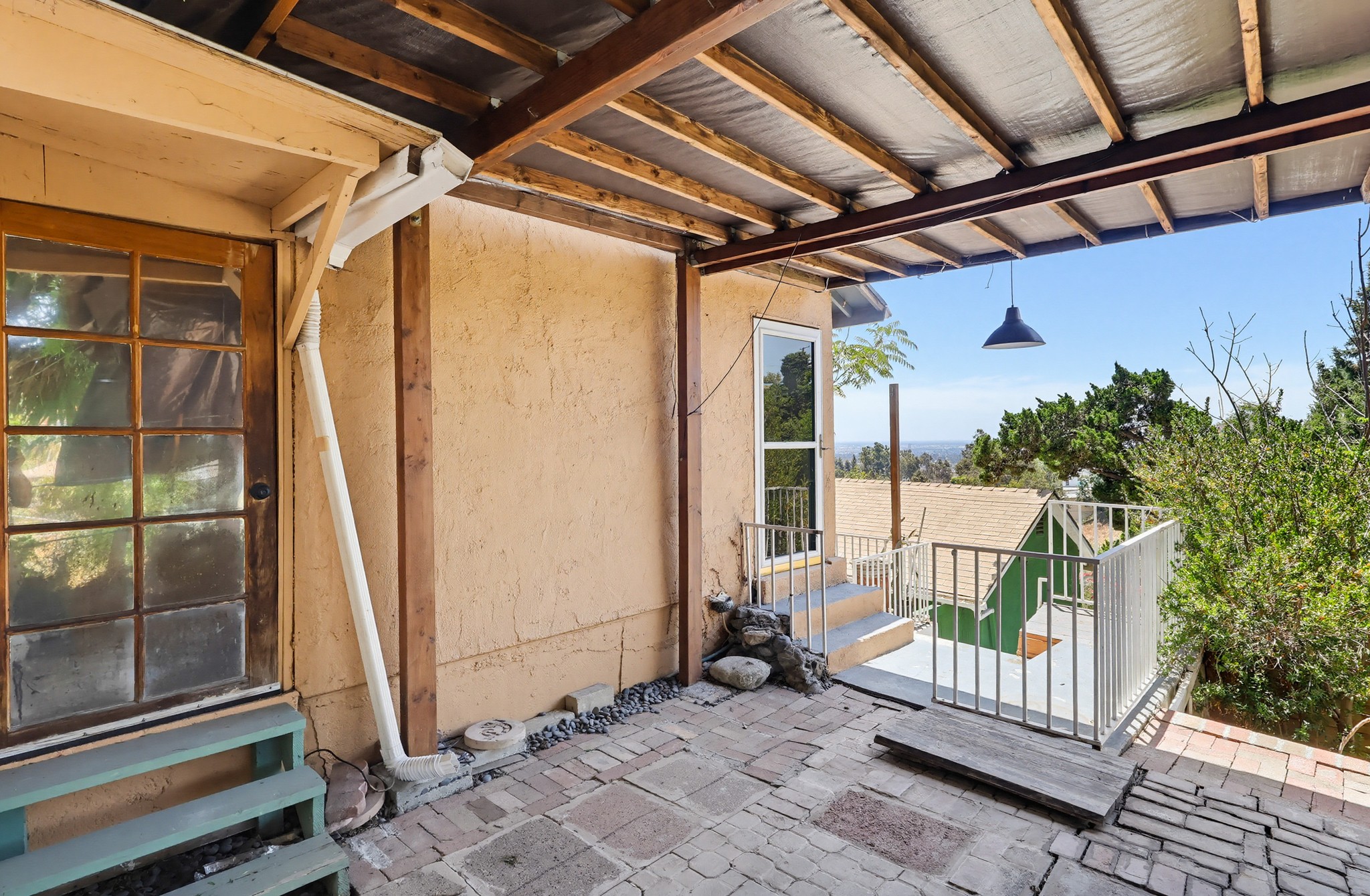 Virtual tour photo 34 of 81 for 1183 N Bonnie Beach Pl