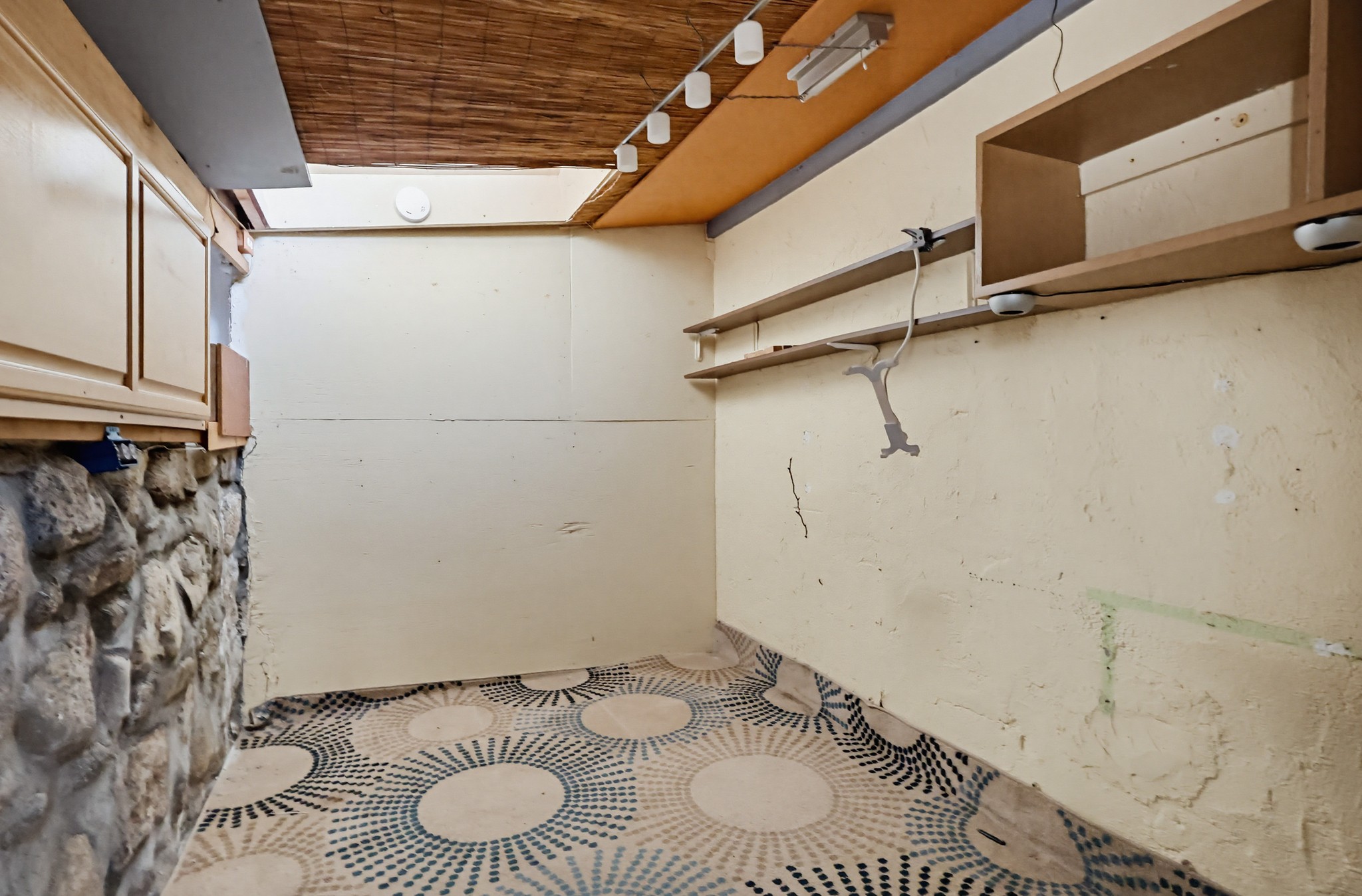 Virtual tour photo 43 of 81 for 1183 N Bonnie Beach Pl