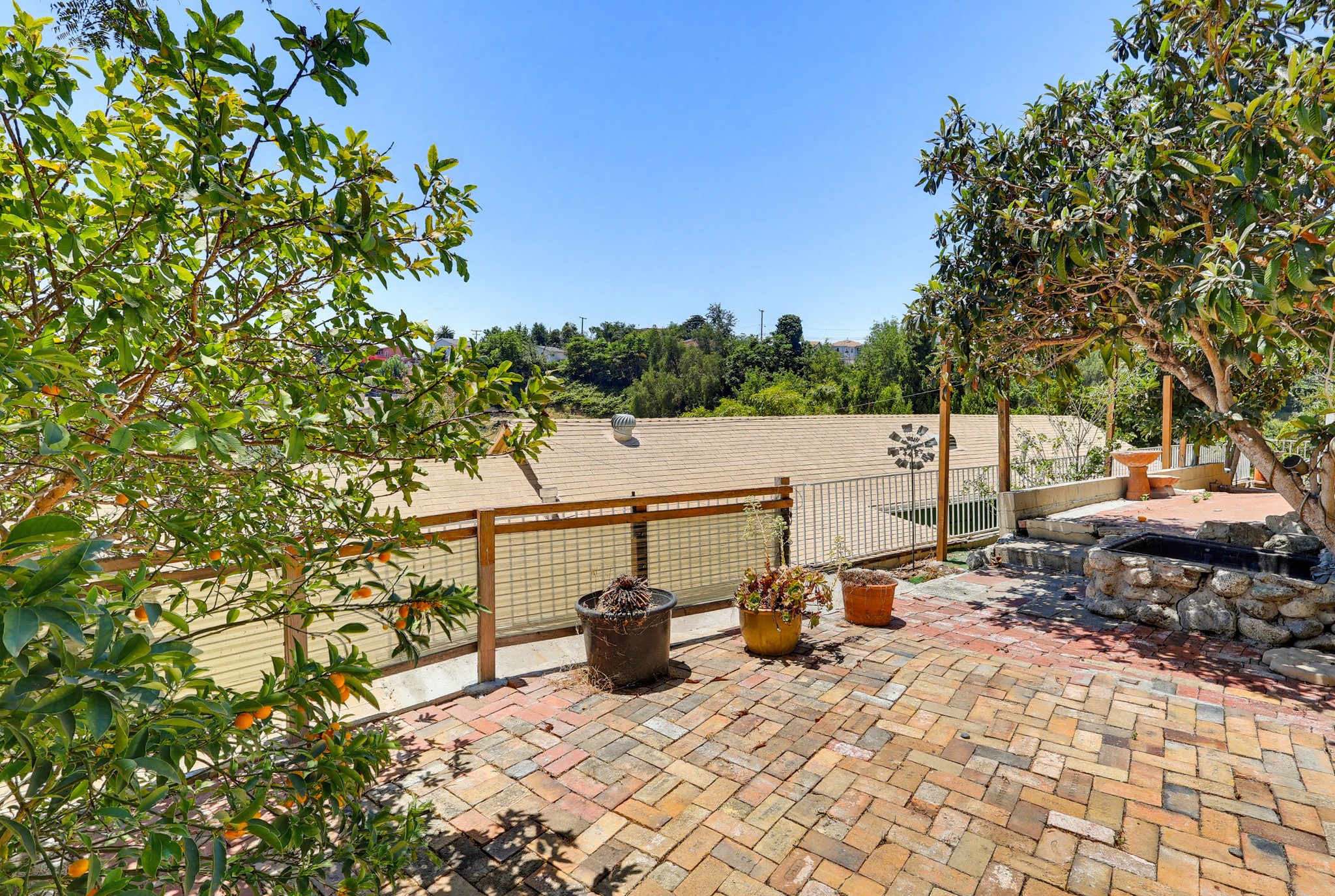 Virtual tour photo 59 of 81 for 1183 N Bonnie Beach Pl