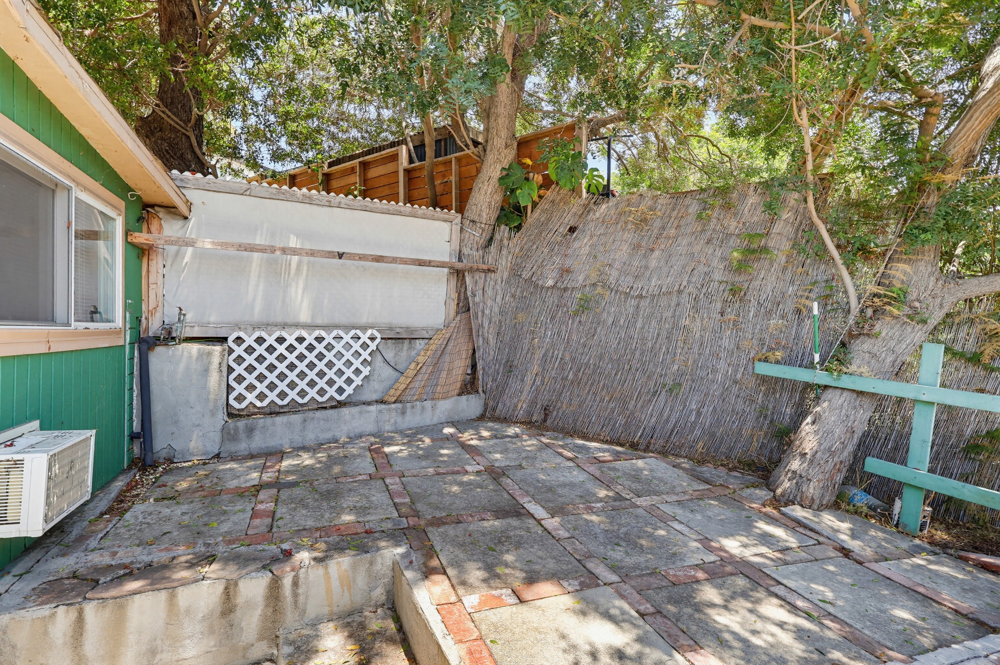 Virtual tour photo 68 of 81 for 1183 N Bonnie Beach Pl