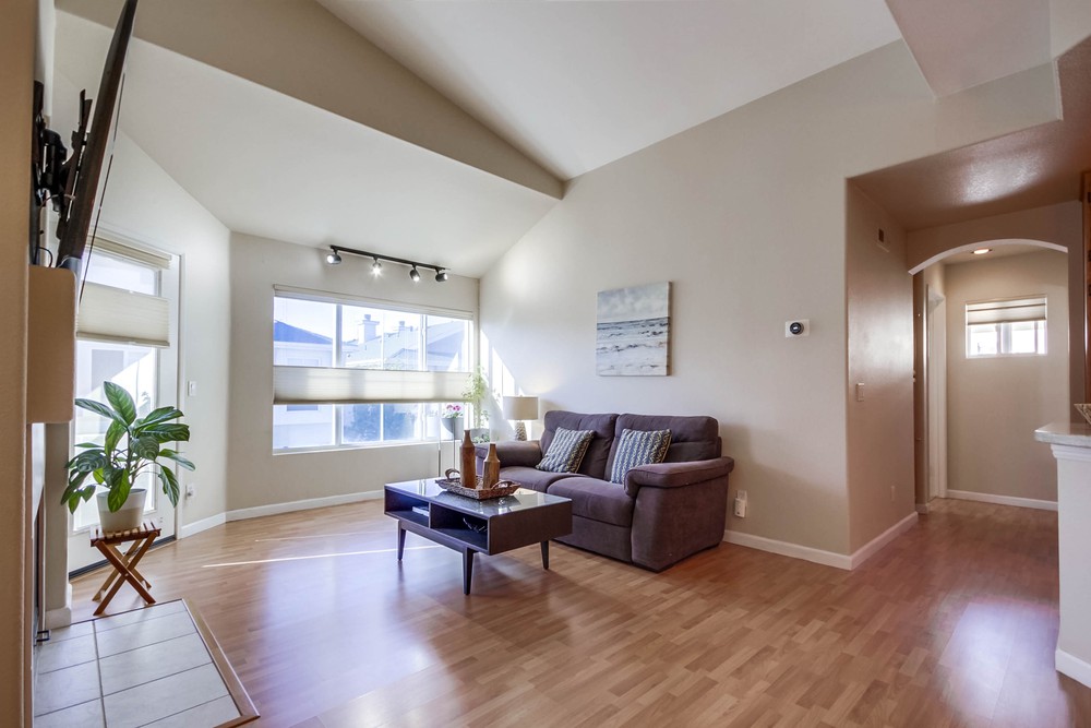 Virtual tour photo 8 of 40 for 11839 Spruce Run Dr A
