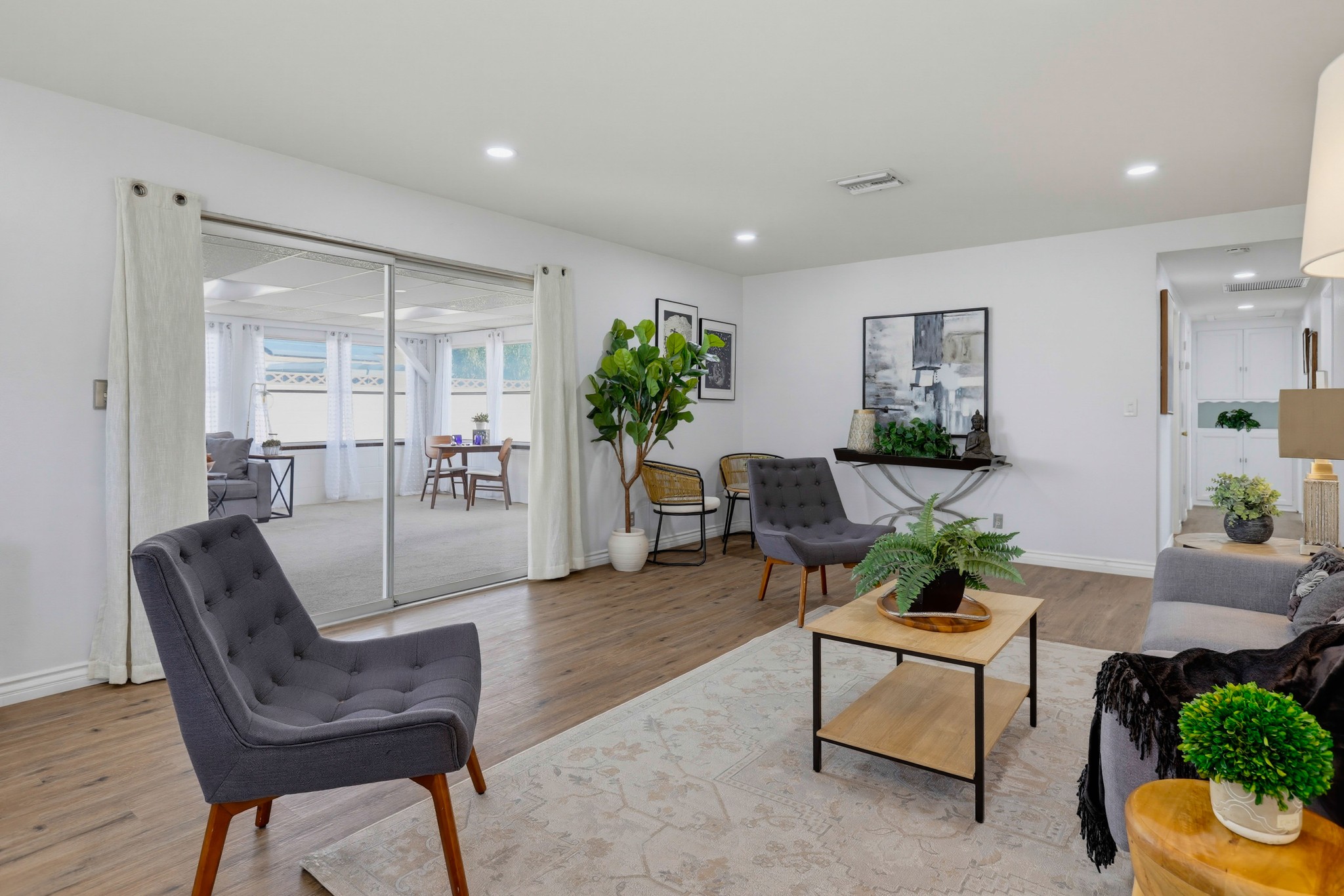 Virtual tour photo 15 of 56 for 11841 Garnet Cir