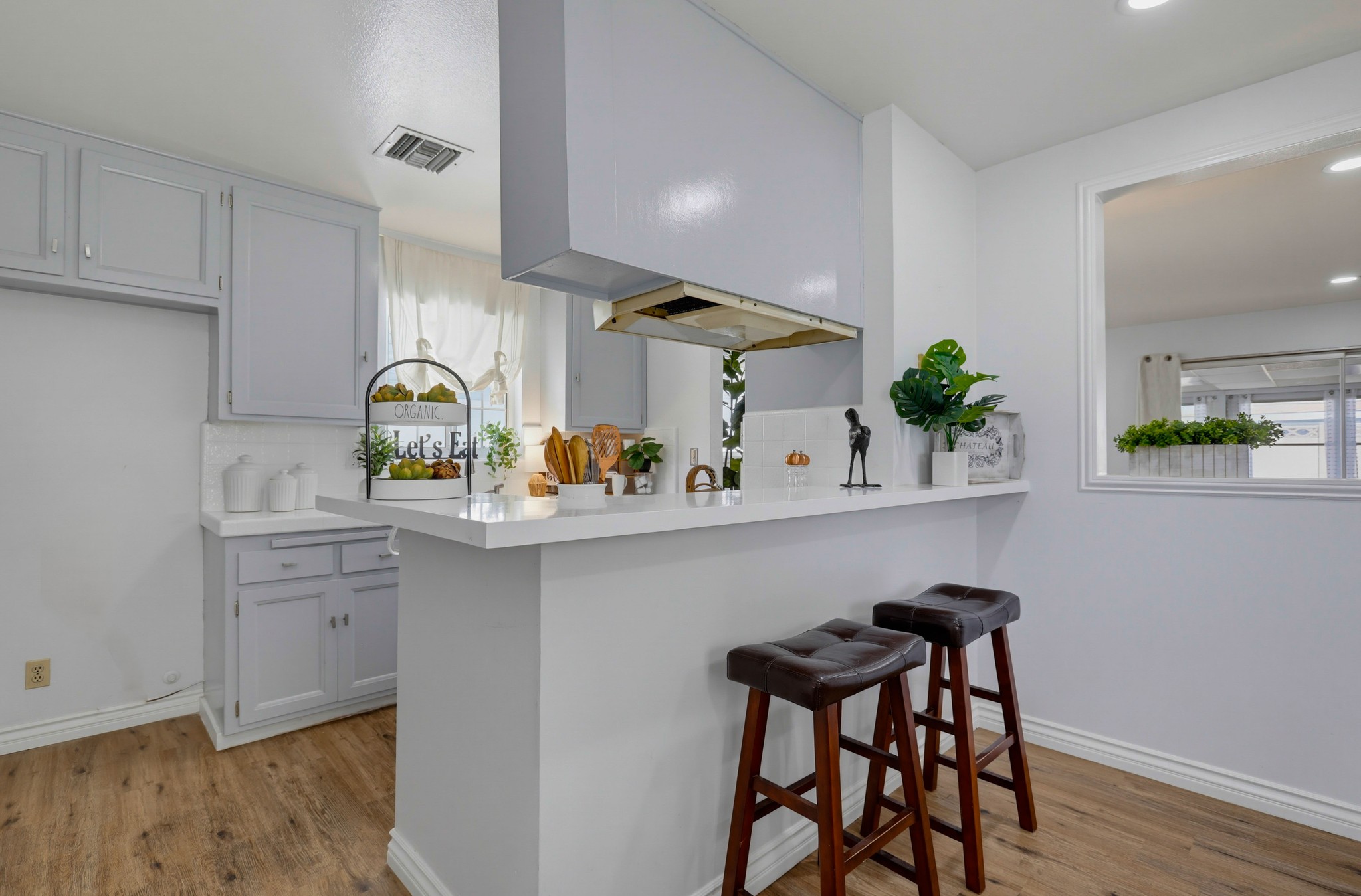 Virtual tour photo 19 of 56 for 11841 Garnet Cir